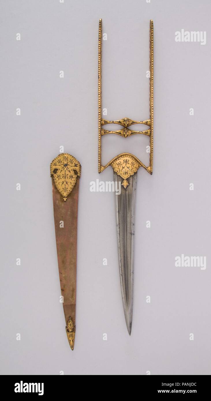 Dague (Katar) avec gaine. Culture : Indian, Mughal. Dimensions : H. avec fourreau 20 5/16 in. (51,6 cm) ; H. sans manteau 19 1/8 in. (48,6 cm) ; W. 3 1/4 in. (8,3 cm) ; WT. 14 oz. (396,9 g) ; Wt. de la gaine 2 oz. (56,7 g). Date : 17ème-18ème siècle. Musée : Metropolitan Museum of Art, New York, USA. Banque D'Images