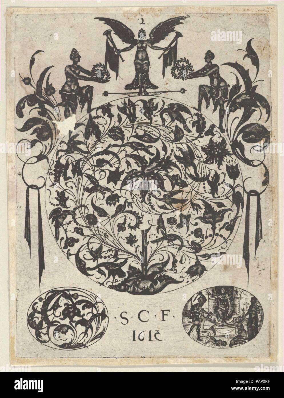 Blackwork Imprimer avec une cocarde avec vrilles et d'oiseaux au-dessus de deux ovales, à partir d'une série de tirages pour Blackwork Goldsmiths' travail. Artiste : Etienne Carteron (Français, né à Châtillon-sur-Seine, ca. 1580). Fiche Technique : Dimensions : 5 x 3 3/4 in. (12,7 × 9,6 cm). Date : 1615. Blackwork design avec une cocarde au centre avec des oiseaux perchés sur vrilles, fleurs stylisées, et le pois-pod éléments. Sur le dessus, une figure féminine ailée tient deux cornes et est présenté avec des couronnes. En bas à gauche, un ovale avec foliée morte. En bas à droite, un ovale avec le jugement de Salomon. Planche 2 d'une série de huit assiettes publier Banque D'Images