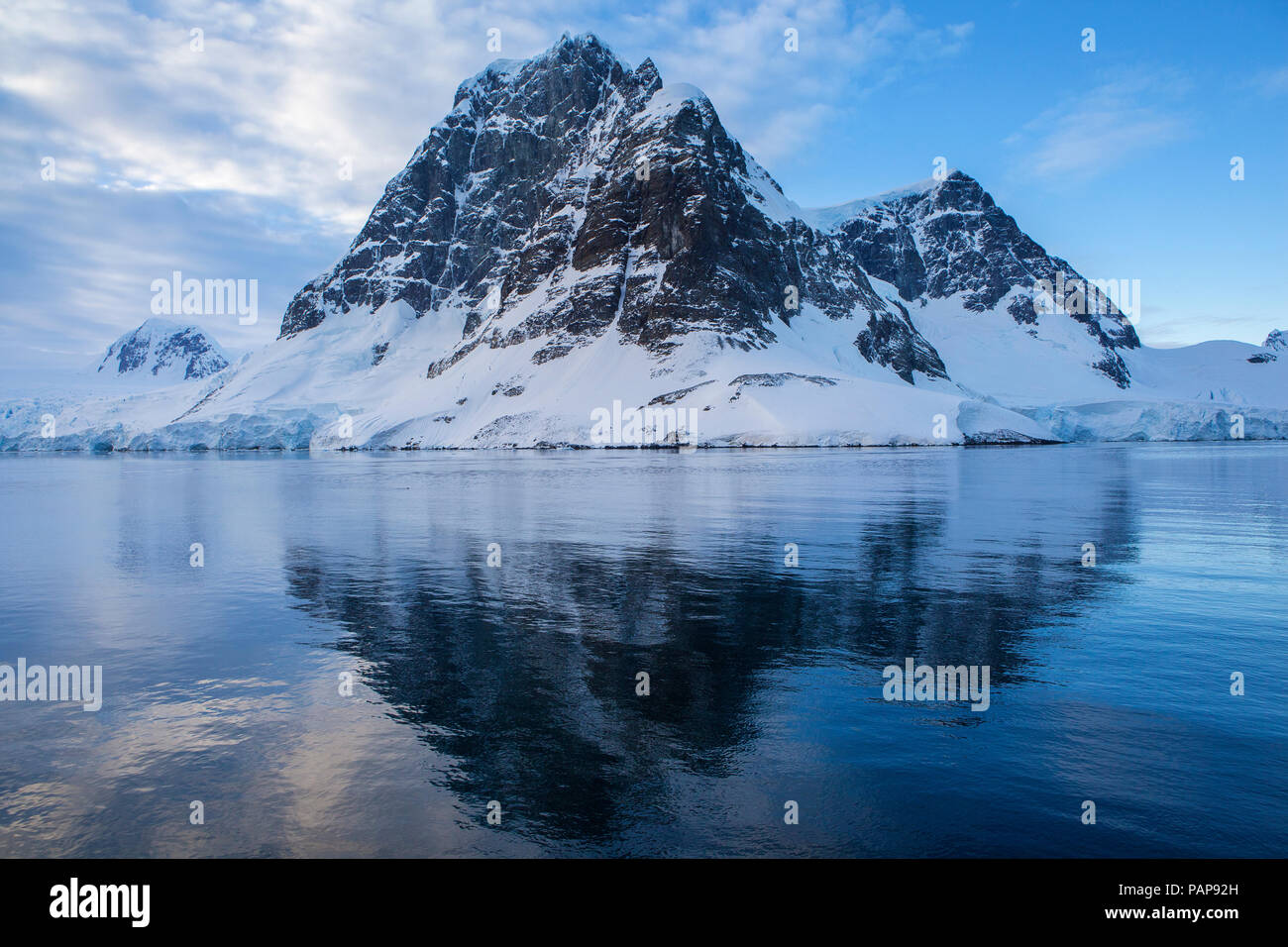 L'antarctique, Péninsule Antarctique, les glaciers de montagne Canal Lemaire Banque D'Images