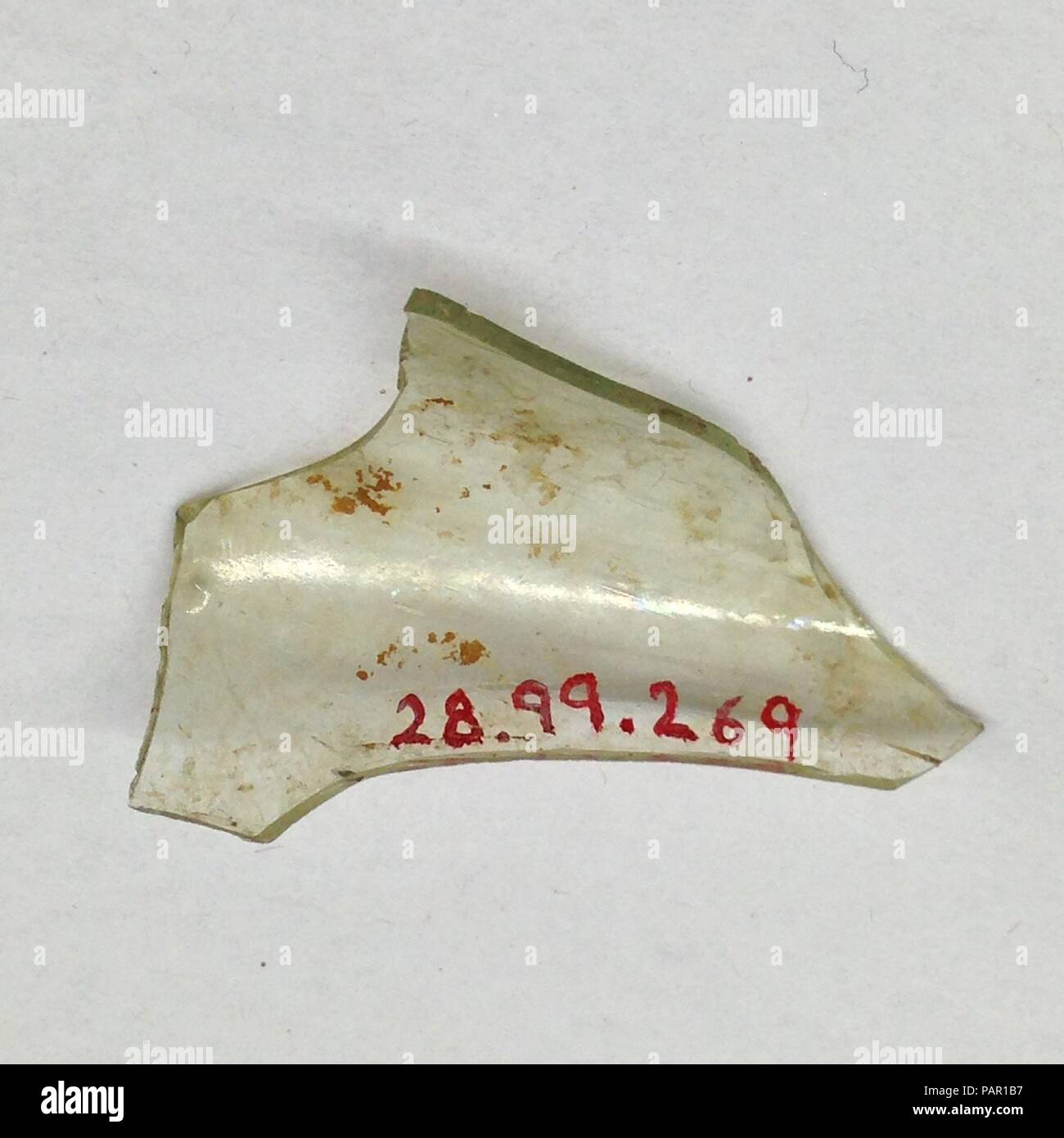 Fragment. La culture européenne : ou moyen-orientales. Dimensions : L. 2 in. (5,1 cm). Date : ca. 1150-ca. 1250. Musée : Metropolitan Museum of Art, New York, USA. Banque D'Images