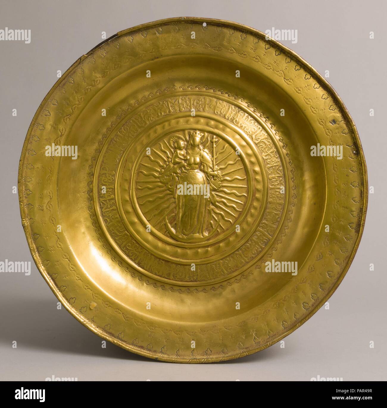 Le plat. Culture : l'allemand. Dimensions : hors tout : 15 1/4 x 1 7/16 in. (38,7 x 3,6 cm). Date : début du 16ème siècle. Musée : Metropolitan Museum of Art, New York, USA. Banque D'Images