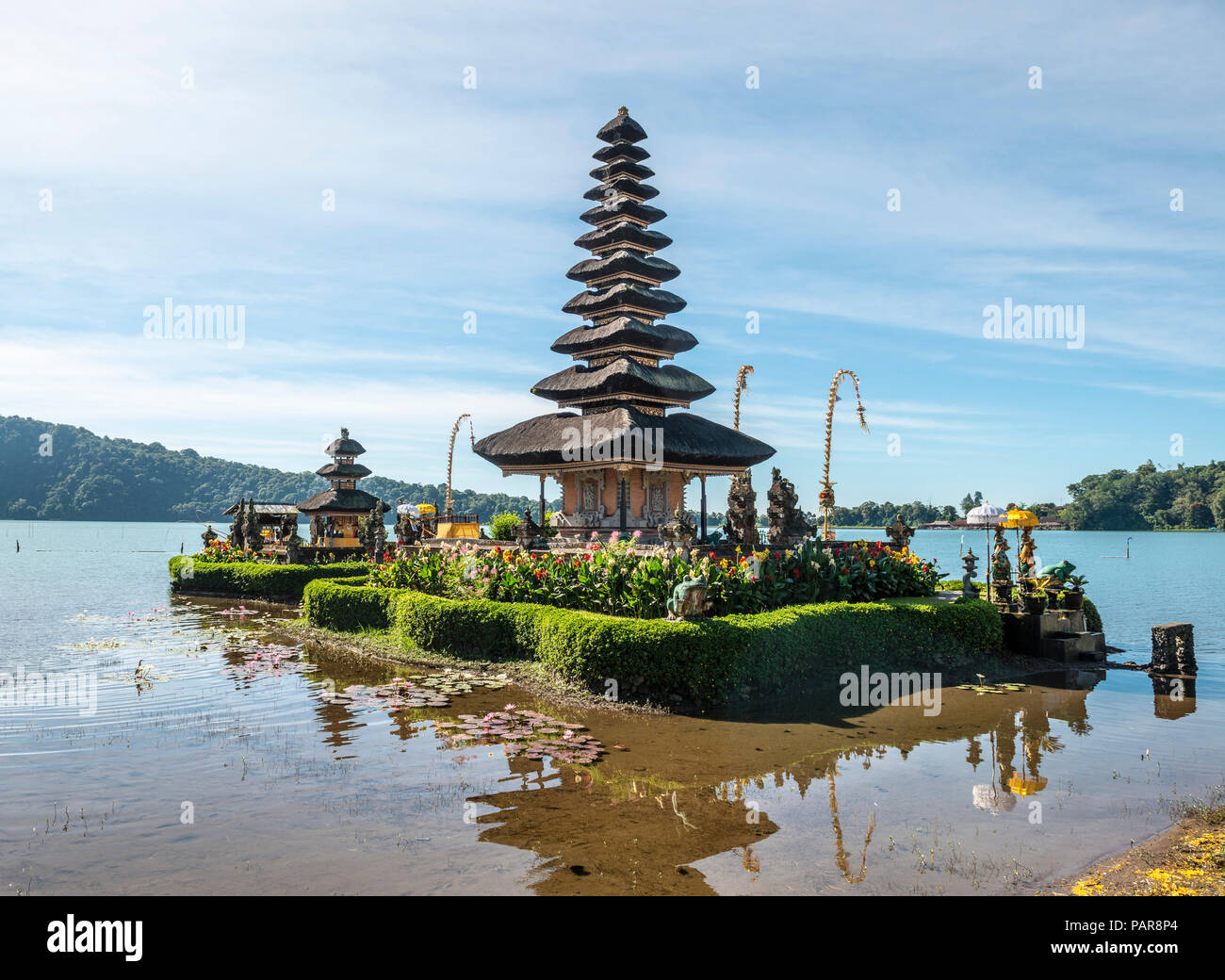 L'eau bouddhiste temple Pura Ulun Danu Bratan, le lac Bratan, Bali, Indonésie Banque D'Images