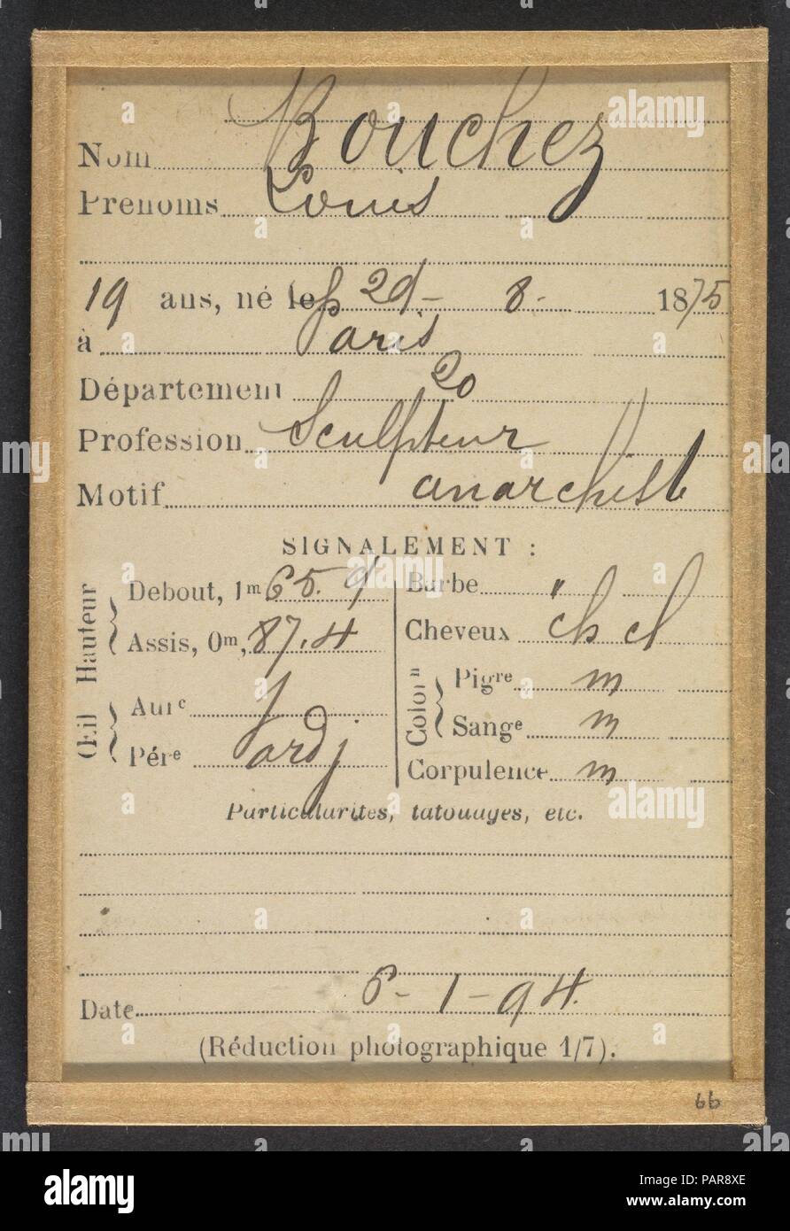 Bouchez. Louis. 19 ans, né le 29/8/75 à Paris XXe. Sculpteur. Anarchiste. 6/1/94. Artiste : Alphonse Bertillon (Français, 1853-1914). Dimensions : 10,5 x 7 x 0,5 cm (4 1/8 x 2 3/4 x 3/16 in.) chacun. Date : 1894. Né dans une famille de scientifiques et des statisticiens, Bertillon a commencé sa carrière comme commis au bureau d'identification de la Préfecture de Police de Paris en 1879. Chargé de maintenir des dossiers de police fiable des délinquants, il a développé le premier système moderne de l'identification criminelle. Le système, qui est devenu connu sous le nom, de bertillonnage comportait trois volets : mesures anthropométriques Banque D'Images