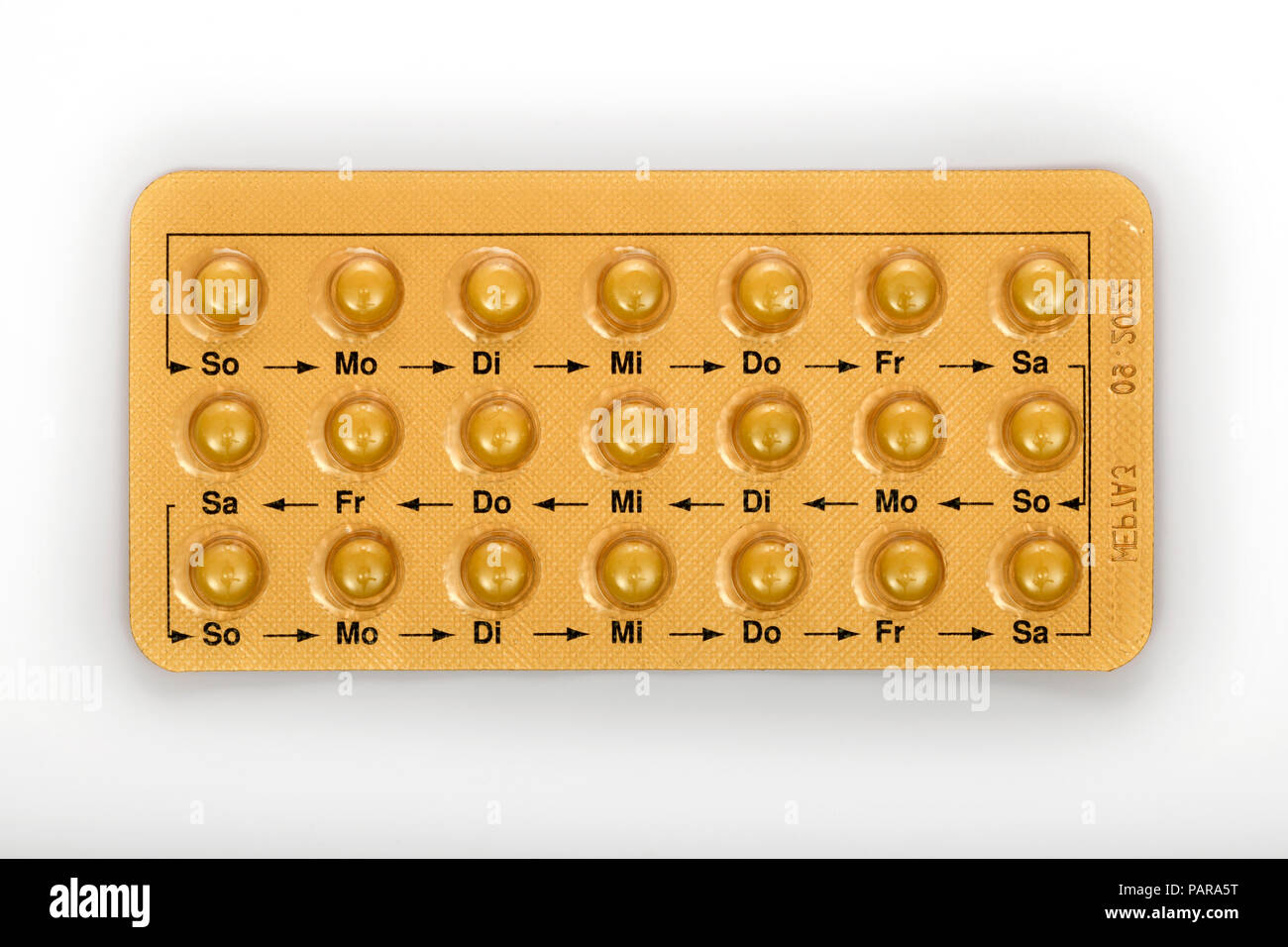 Image symbolique la contraception, pilule contraceptive, en blister pack mensuel, cut out Banque D'Images