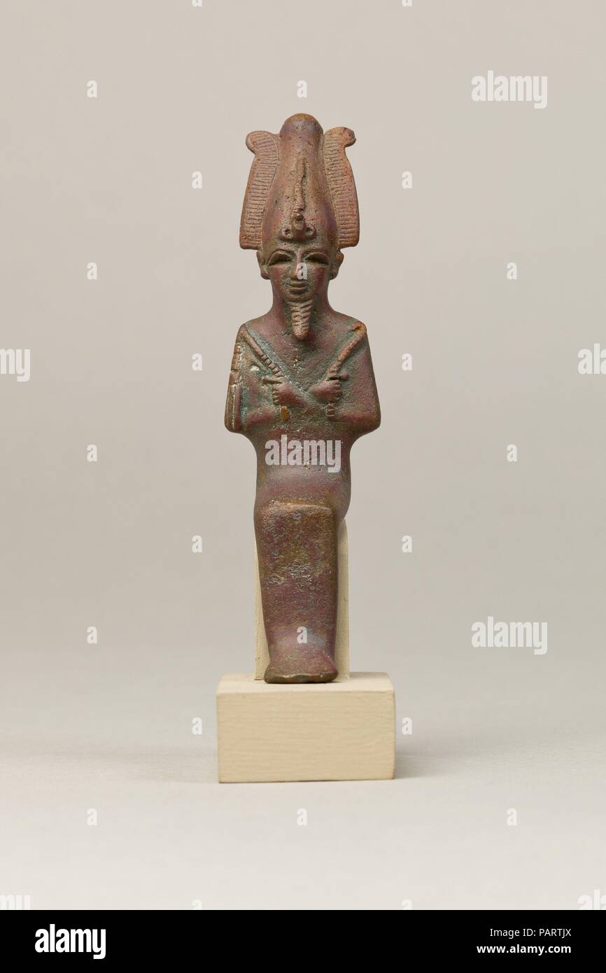 Osiris. Dimensions : H. 10,9 cm (4 5/16 in.) ; W. 3 cm (1 3/16 in.) ; D.  4,5 cm (1 3/4 in.) H. (avec tang) : 12,7 cm (5 in.). Date :