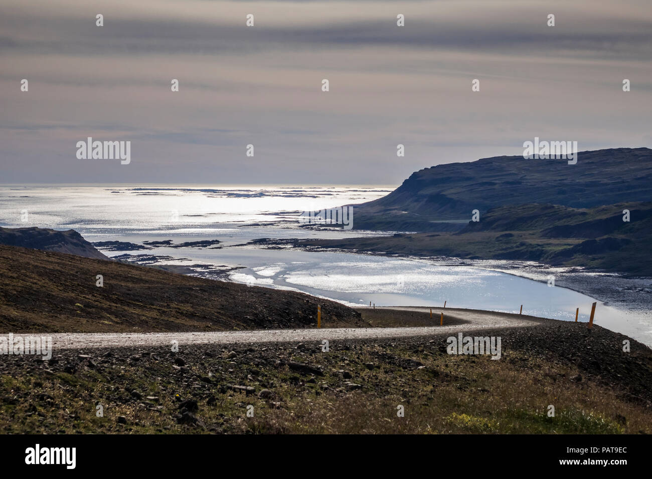 Route de campagne, Djupifjordur, Islande, Fjords de l'Ouest Banque D'Images