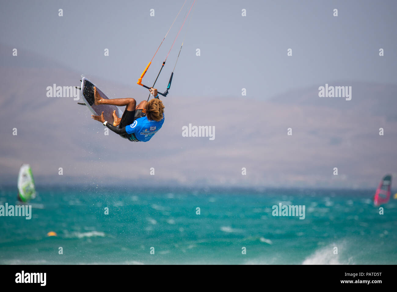 33. 2018 Coupe du Monde de Fuerteventura. Kitesurf Freestyle Strapless GKA. 2018.07.21. Playa Sotavento. Banque D'Images