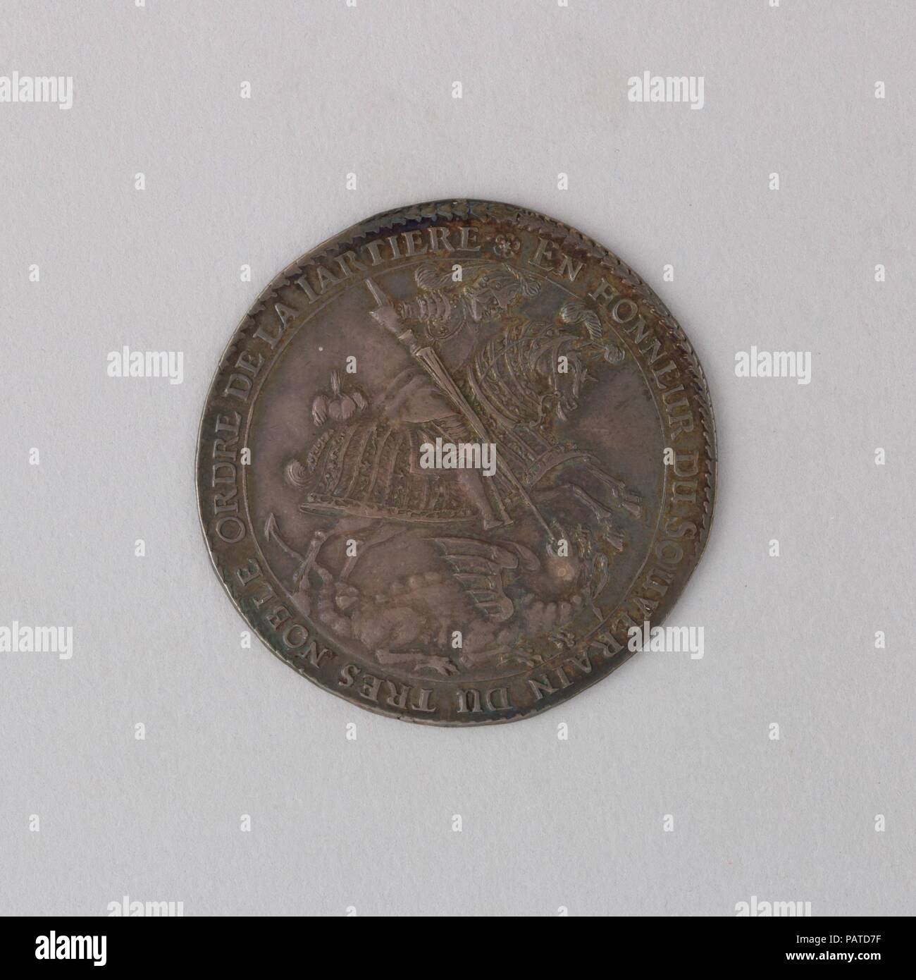 Montrant la médaille John George II, Électeur de Saxe, Chevalier de la Jarretière. Culture : l'allemand. Dimensions : diam. 1 15/16 in. (4,9 cm), épaisseur 1/16 in. (0,2 cm) ; WT. 0,9 oz. (25,5 g). Date : 1678. Musée : Metropolitan Museum of Art, New York, USA. Banque D'Images