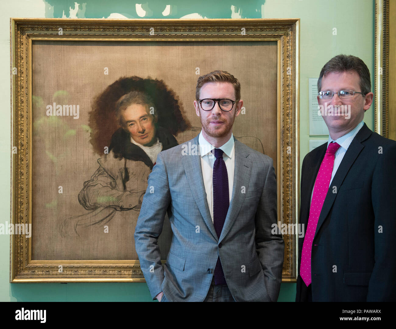 National Portrait Gallery, Londres, Royaume-Uni. 25 juillet, 2018. Jeremy Wright, secrétaire de la culture (à droite) et le Dr Nicholas Cullinan, Directeur, National Portrait Gallery (à gauche) voir sir Thomas Lawrence, célèbre portrait de William Wilberforce, qui se rendra à Hull, le lieu de sa naissance, pour la première fois dans le cadre de 'Coming Home'. Lawrence's portrait inachevé de Wilberforce, a été l'une des premières œuvres acquises par le Musée National du portrait quand il a été créé en 1856. Le travail sera exposé dans l'Alexej von à Hull en 2019. Credit : Malcolm Park/Alamy Live News. Banque D'Images
