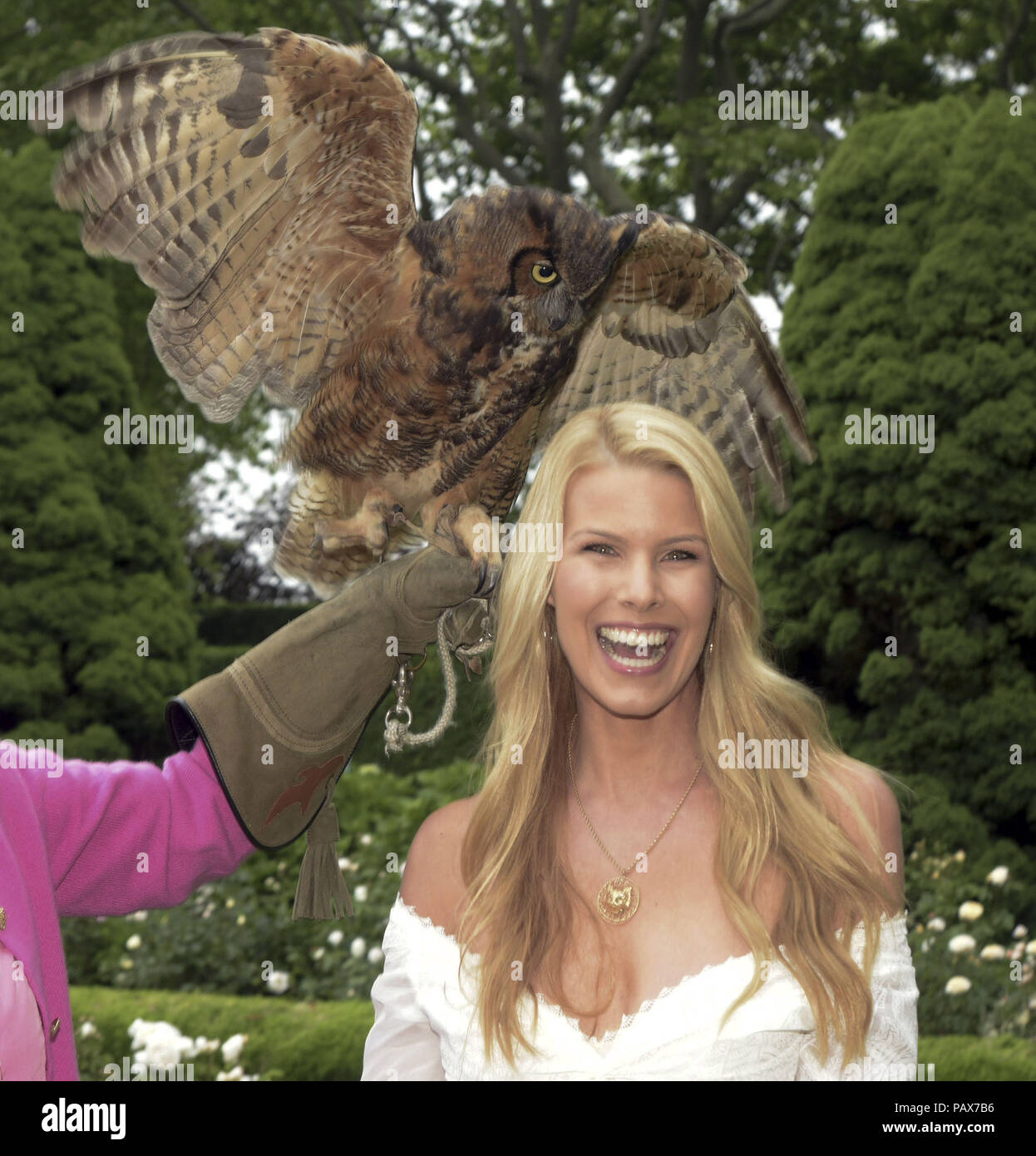 Nicky Hilton, Wilbur Ross, et Beth Stern assister à la rescousse de la faune d'Alexandre Evelyn du centre 12th.Obtenir sauvage annuelle prestation dans le domaine privé de Joan et Bernard Carl à Southampton. Comprend : Beth Stern Où : Southampton, New York, United States Quand : 24 Juin 2018 Crédit : Rob riche/WENN.com Banque D'Images