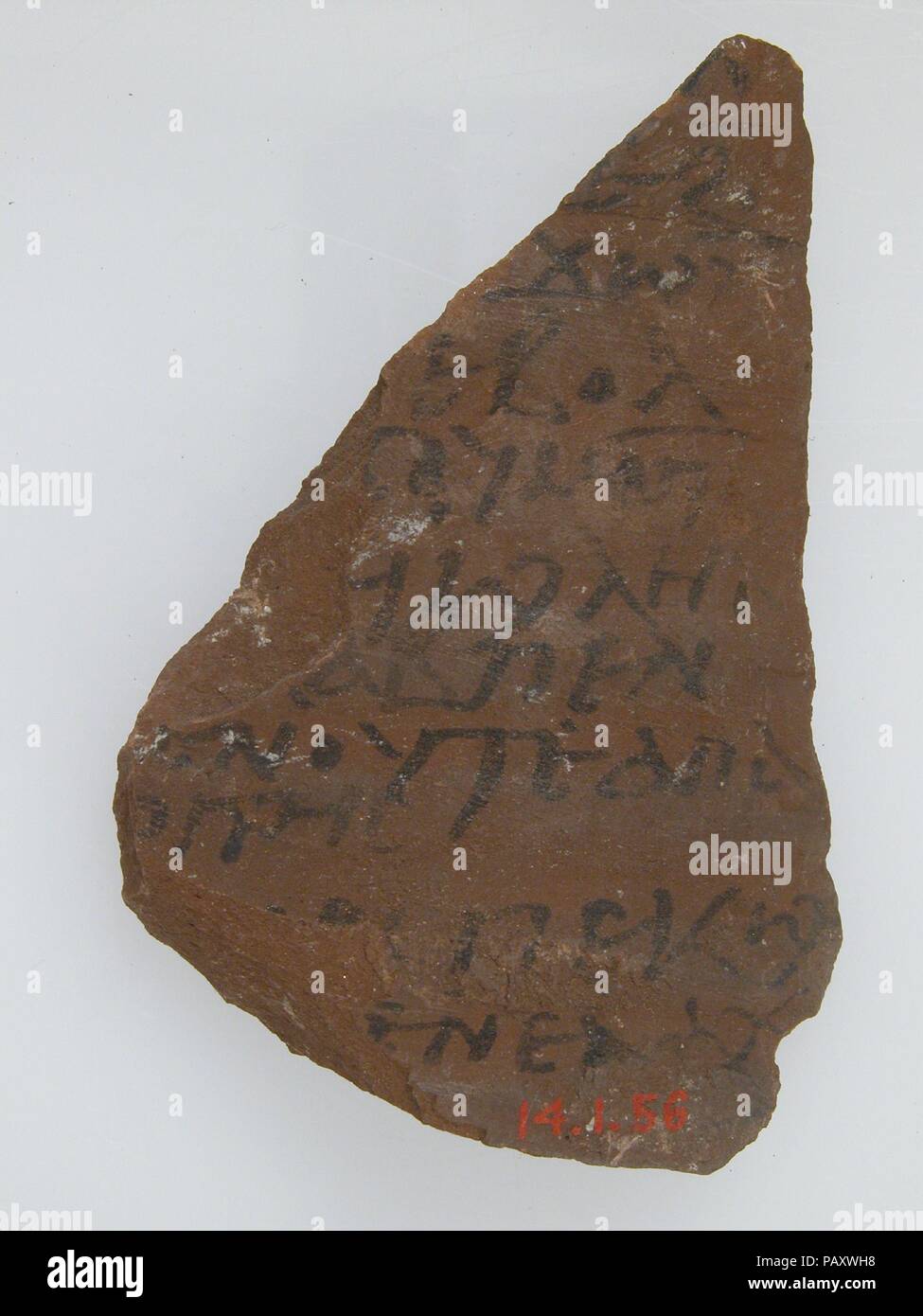 Ostrakon. Culture : le copte. Dimensions : 3 3/8 x 2 1/4 in. (8,5 x 5,7 cm). Date : 600. Musée : Metropolitan Museum of Art, New York, USA. Banque D'Images