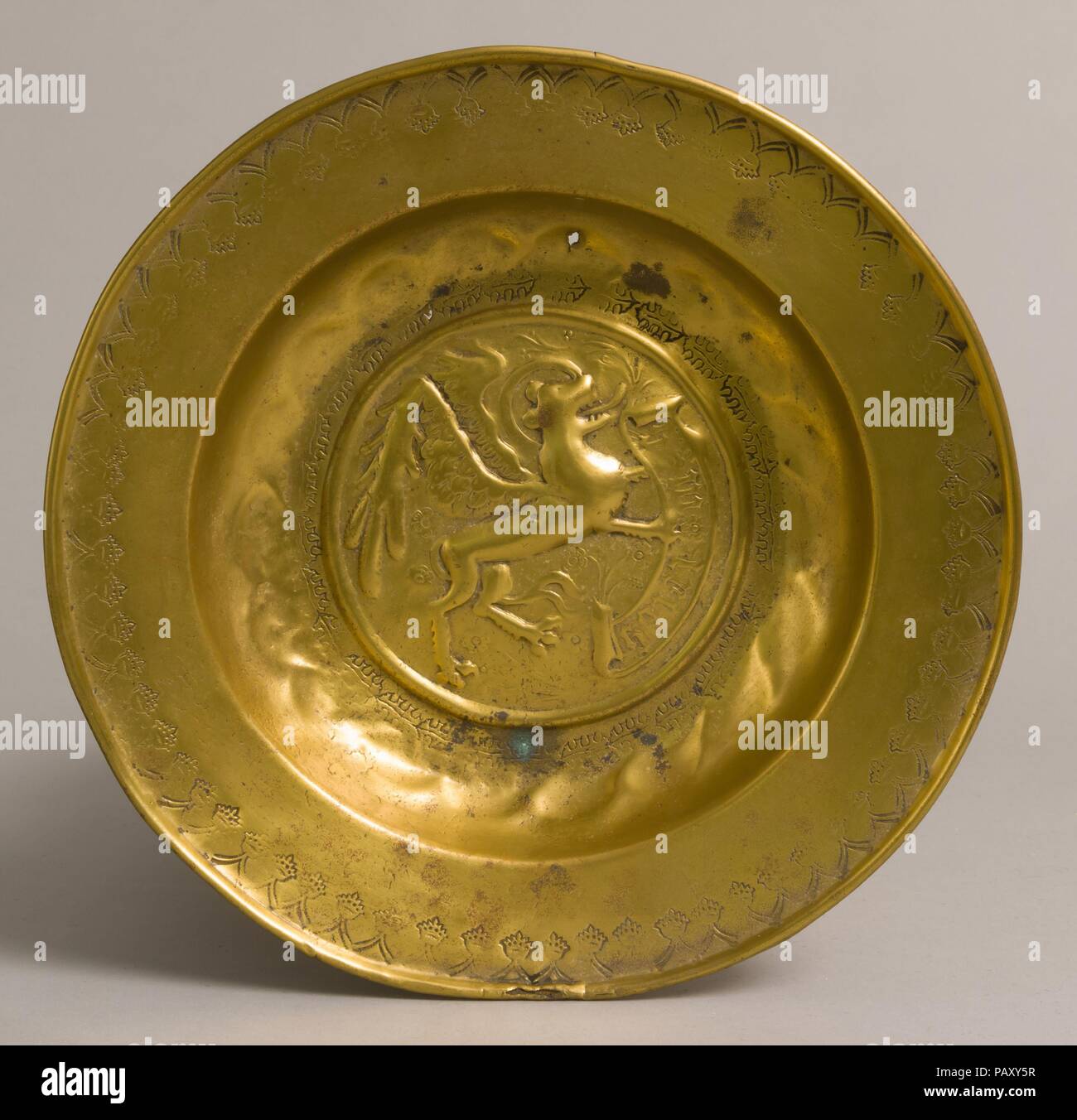 Le plat. Culture : l'allemand. Dimensions : hors tout : 10 1/2 x 1 1/2 in. (26,7 x 3,8 cm). Date : début du 16ème siècle. Musée : Metropolitan Museum of Art, New York, USA. Banque D'Images