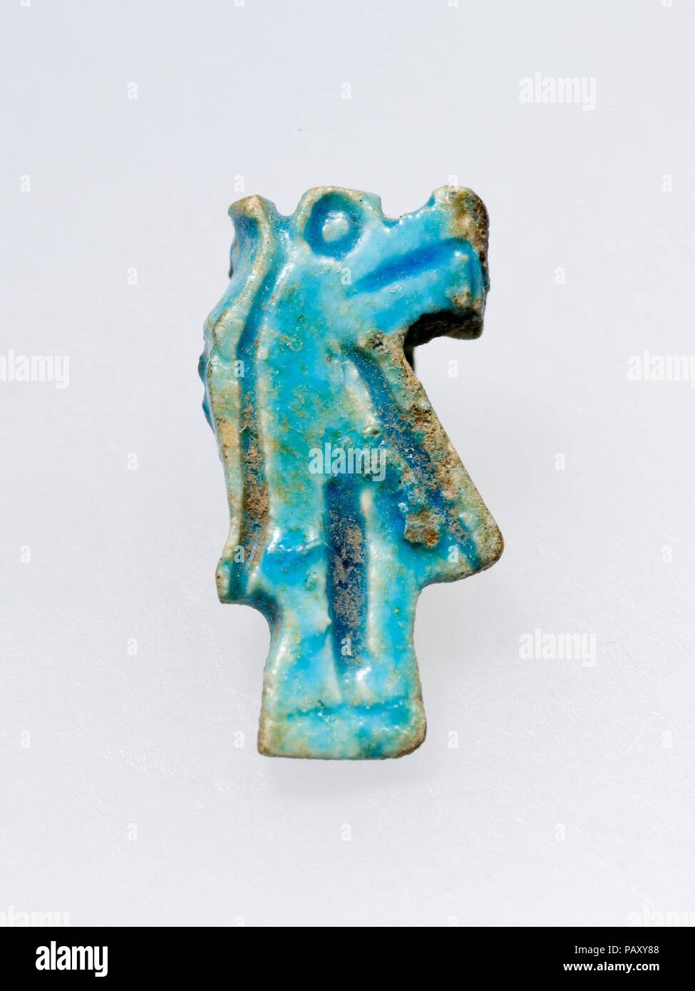 Taweret amulette. Dimensions : H. 1,5 cm (9/16 po.) ; W. 0,8 cm (5/16 po.) ; D. 0,6 cm (1/4 po.). Dynastie DYNASTIE : 19-20. Date : ca. 1295-1070 av. J.-C.. Musée : Metropolitan Museum of Art, New York, USA. Banque D'Images