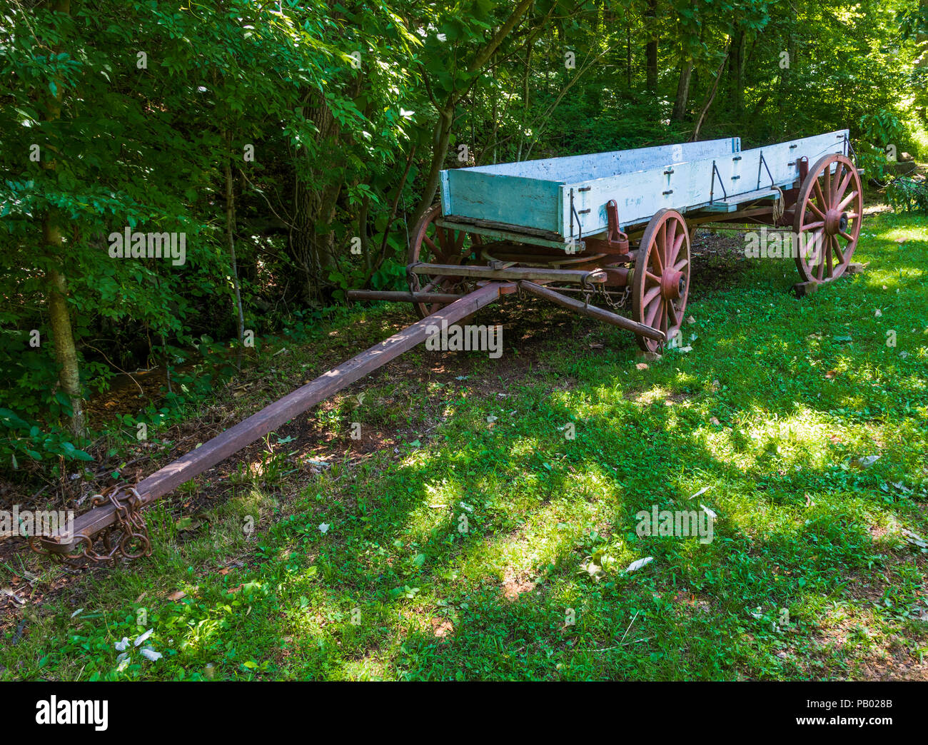 GOLDEN POND, Kentucky, USA-30 le 18 juin : une ancienne ferme wagon ensembles à l'Homeplace, une réplique d'un ish 1850 complet ferme. Banque D'Images