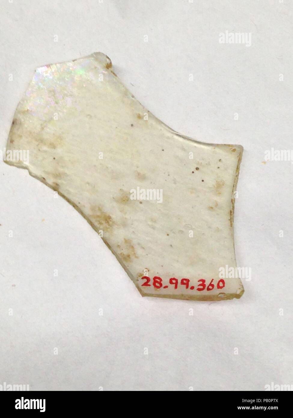 Fragment. La culture européenne : ou moyen-orientales. Dimensions : L. 2 7/8 in. (7,3 cm). Date : ca. 1150-ca. 1250. Musée : Metropolitan Museum of Art, New York, USA. Banque D'Images