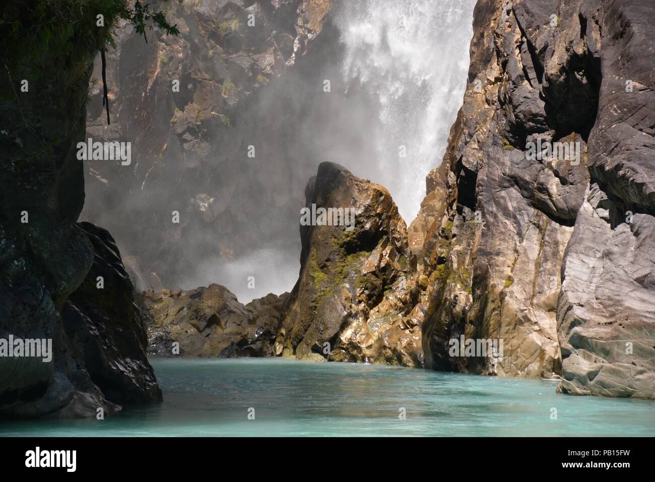 Cascada Rio Blanco Hornopiren. Carretera Austral, Patagonie, Chili Banque D'Images