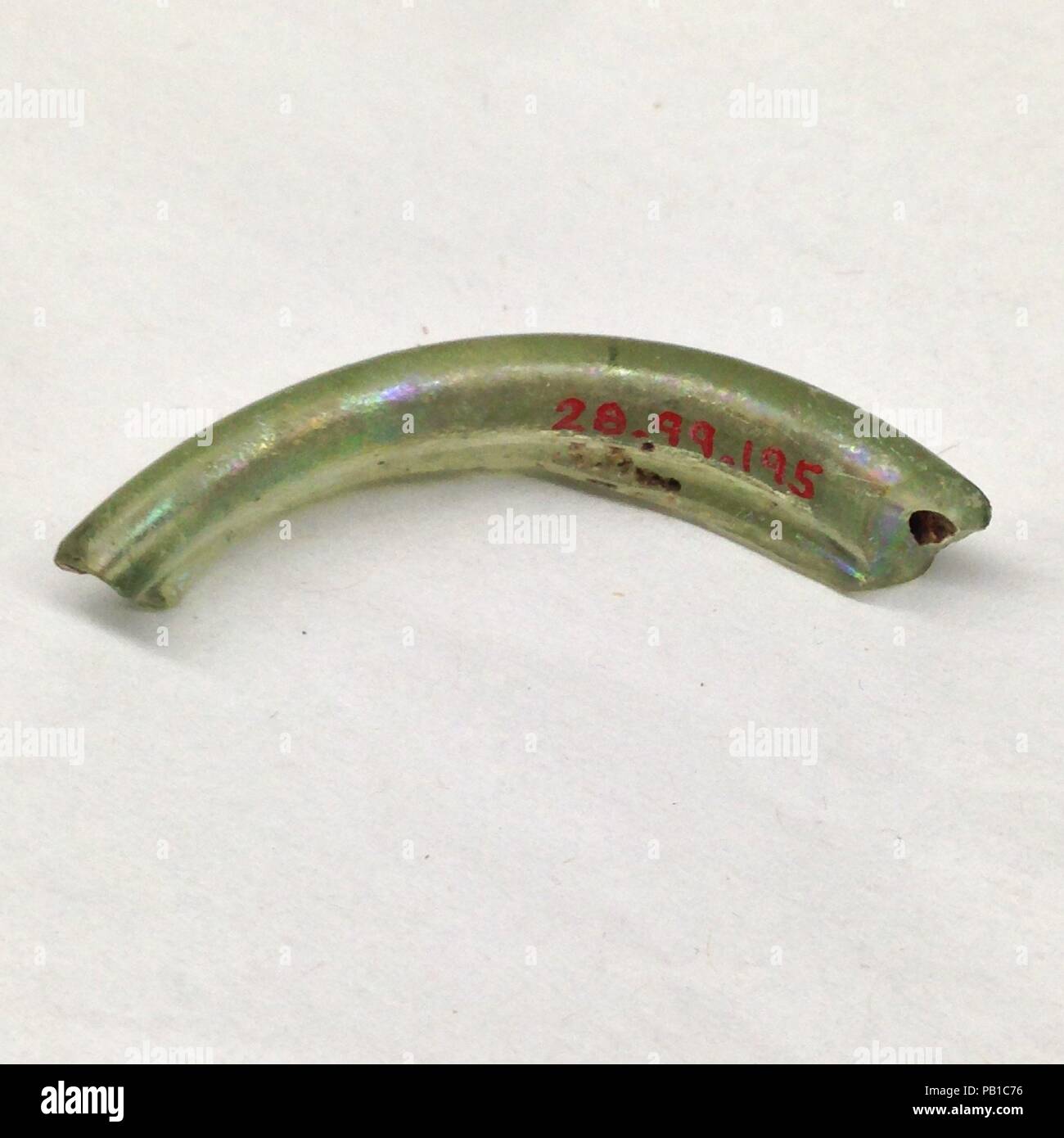 Fragment. La culture européenne : ou moyen-orientales. Dimensions : L. 1 15/16 in. (4,9 cm). Date : ca. 1150-ca. 1250. Musée : Metropolitan Museum of Art, New York, USA. Banque D'Images