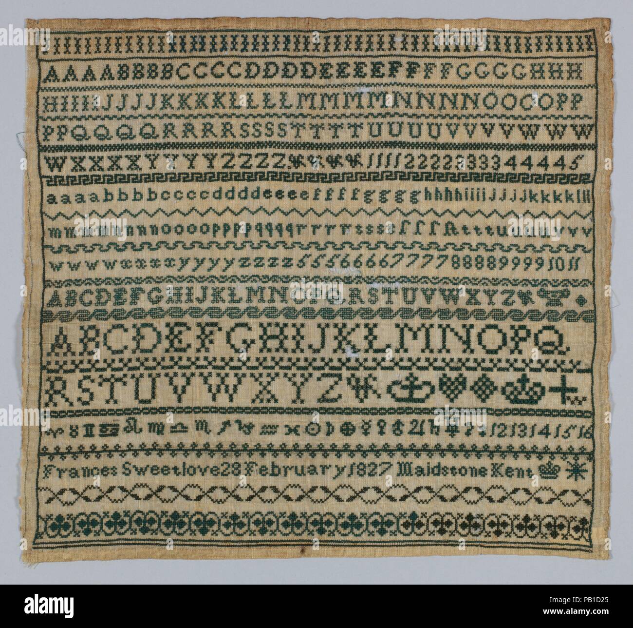 Échantillonneur. Culture : British. Dimensions : L. 13 x 12 pouces (33 W. x 30,5 cm). Date : 1827. Musée : Metropolitan Museum of Art, New York, USA. Banque D'Images