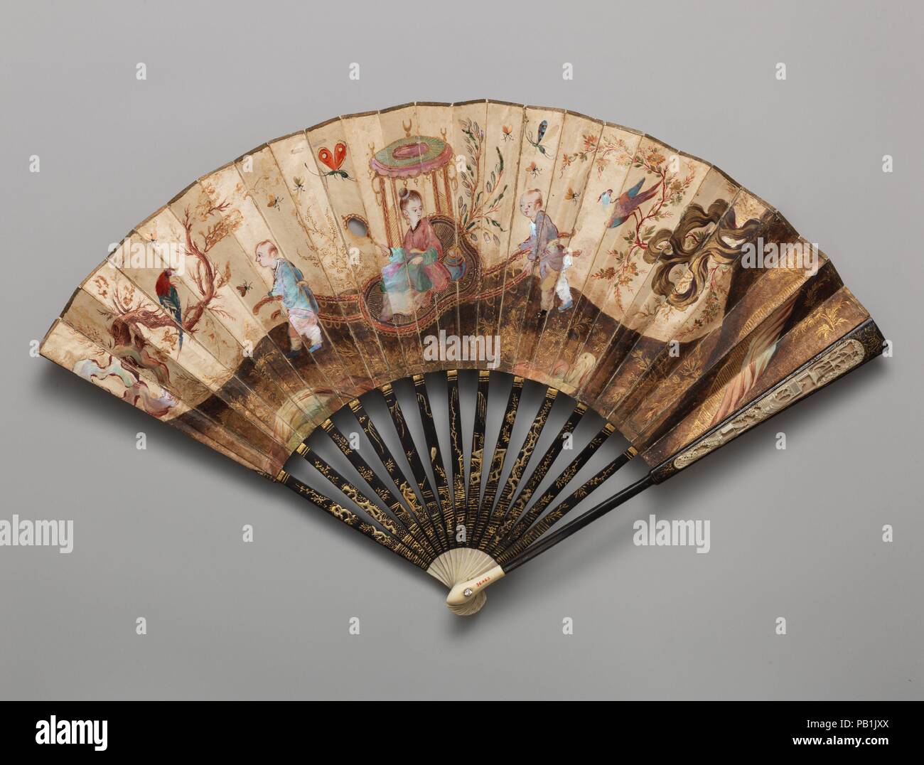 Ventilateur. Culture : le chinois. Dimensions : 11 3/4 x 20 3/4 in. (29,8 x 52,7 cm). Date : milieu du 18ème siècle. Musée : Metropolitan Museum of Art, New York, USA. Banque D'Images