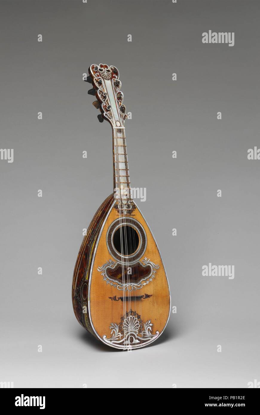 Neapolitan mandolin Banque de photographies et d'images à haute résolution  - Alamy