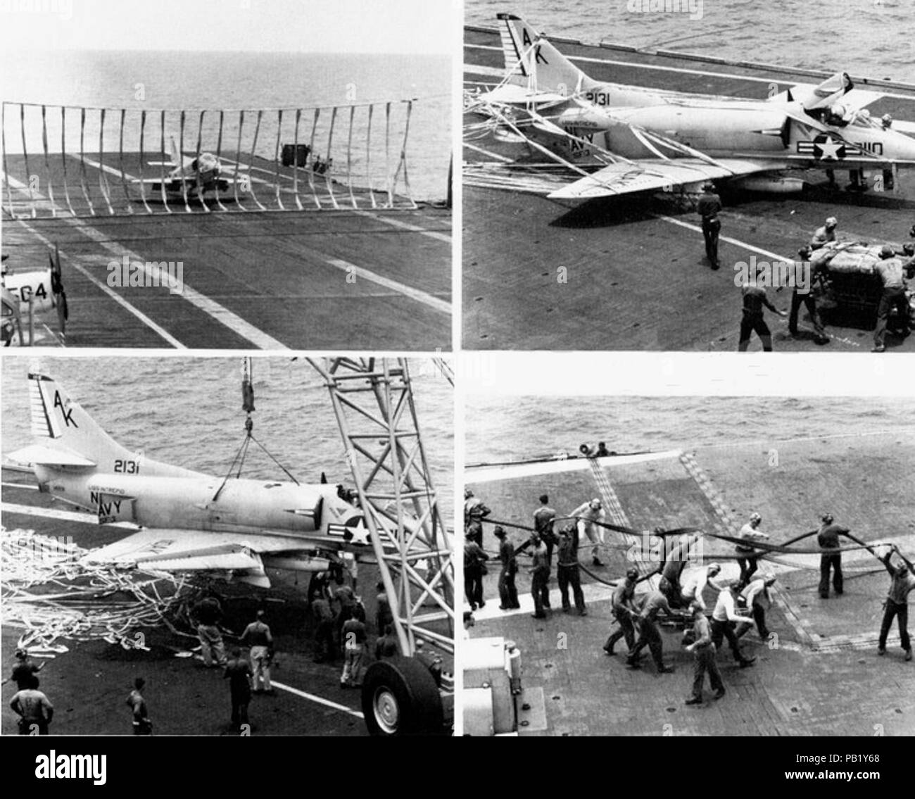 A-4B-3 VSF crash landing dans USS Intrepid (CV-11) 1967. Banque D'Images