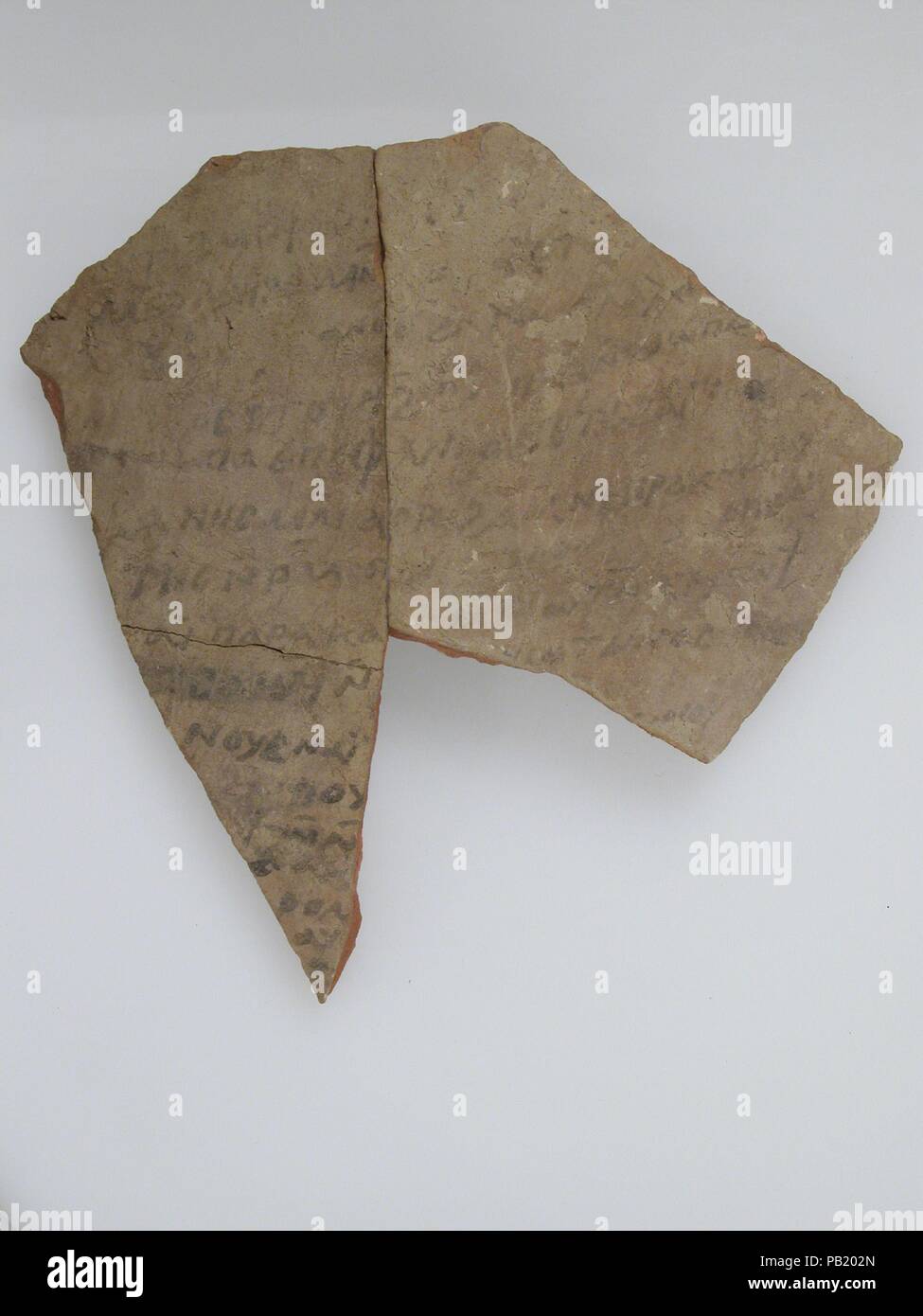 Ostrakon. Culture : le copte. Dimensions : 8 1/8 x 7 2/13 in. (20,6 x 19,6 cm). Date : 7ème siècle. Musée : Metropolitan Museum of Art, New York, USA. Banque D'Images