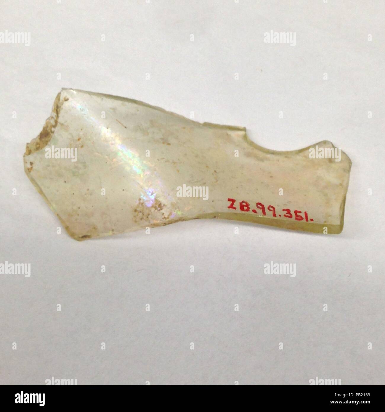 Fragment. La culture européenne : ou moyen-orientales. Dimensions : L. 2 7/8 in. (7,3 cm). Date : ca. 1150-ca. 1250. Musée : Metropolitan Museum of Art, New York, USA. Banque D'Images