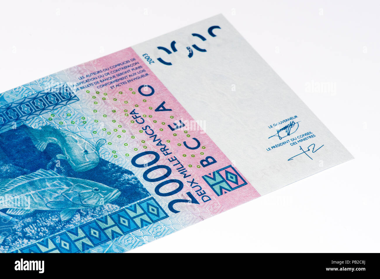 2000 franc CFA billet de banque. Franc CFA est utilisé dans 14 pays africains. Banque D'Images