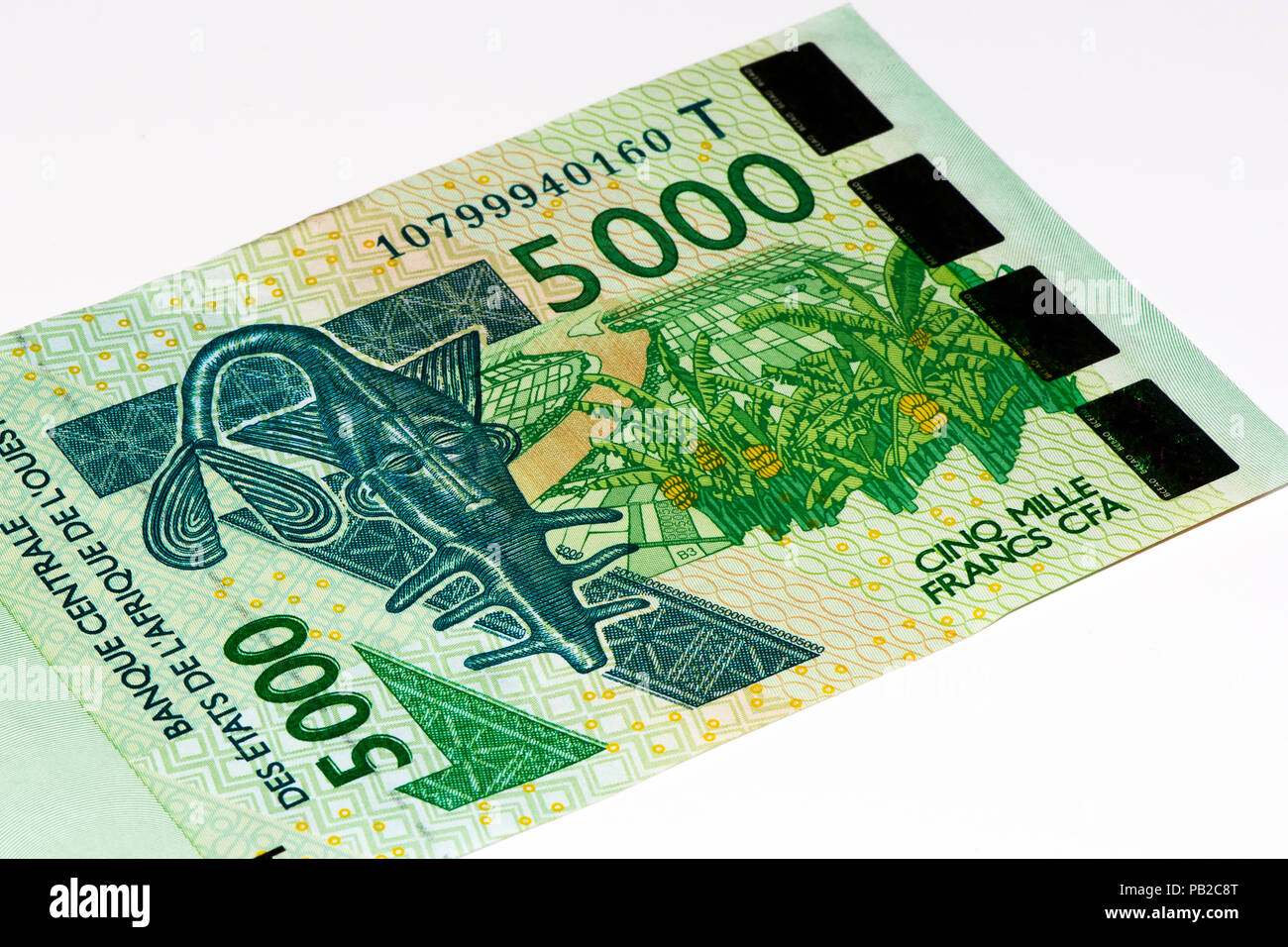 5000 Billet de banque du franc CFA. Franc CFA est utilisé dans 14 pays africains. Banque D'Images