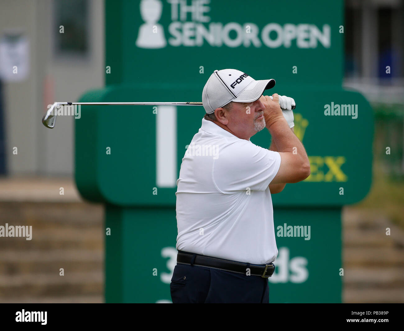 26 juillet 2018, l'Old Course à St Andrews, St Andrews, Écosse), à l'Omnium senior des championnats de golf 2018, 1er tour ; Ian Woosnam (WAL) joue son coup de départ sur le trou d'ouverture Banque D'Images