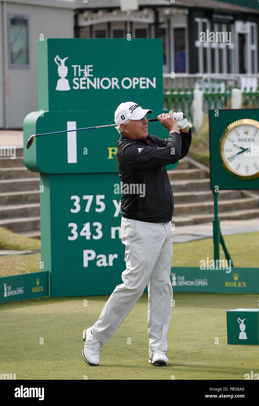 26 juillet 2018, l'Old Course à St Andrews, St Andrews, Écosse), à l'Omnium senior des championnats de golf 2018, 1er tour ; Hale Irwin (USA) joue son coup de départ sur le trou d'ouverture Banque D'Images