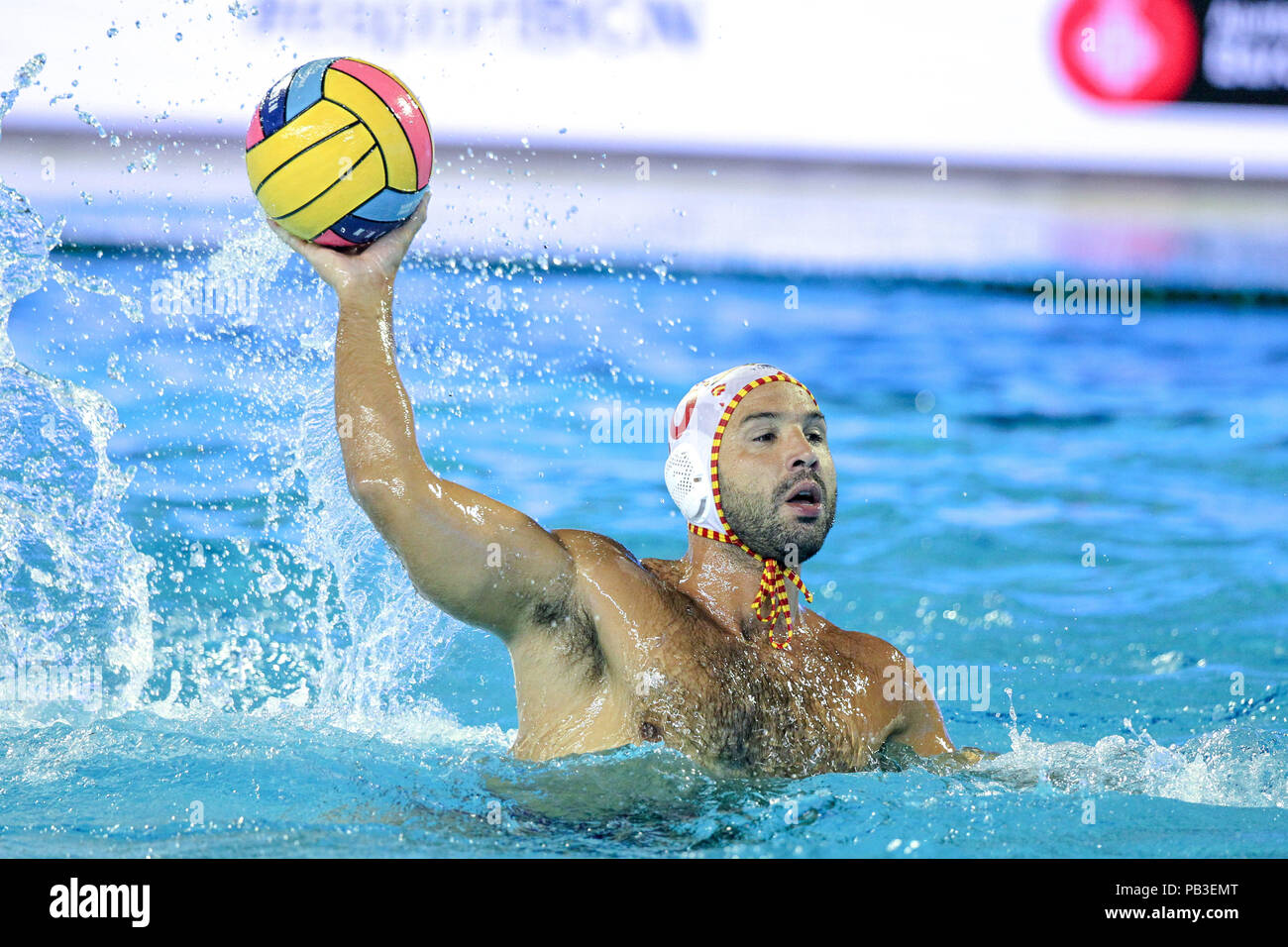Les piscines Bernat Picornell, Barcelone, Espagne. 26 juillet, 2018. 33e Championnats de water-polo européen, l'Espagne contre l'Italie les hommes ; Felipe Perrone joueur espagnol avec la balle pendant le match : Action Crédit Plus Sport/Alamy Live News Banque D'Images