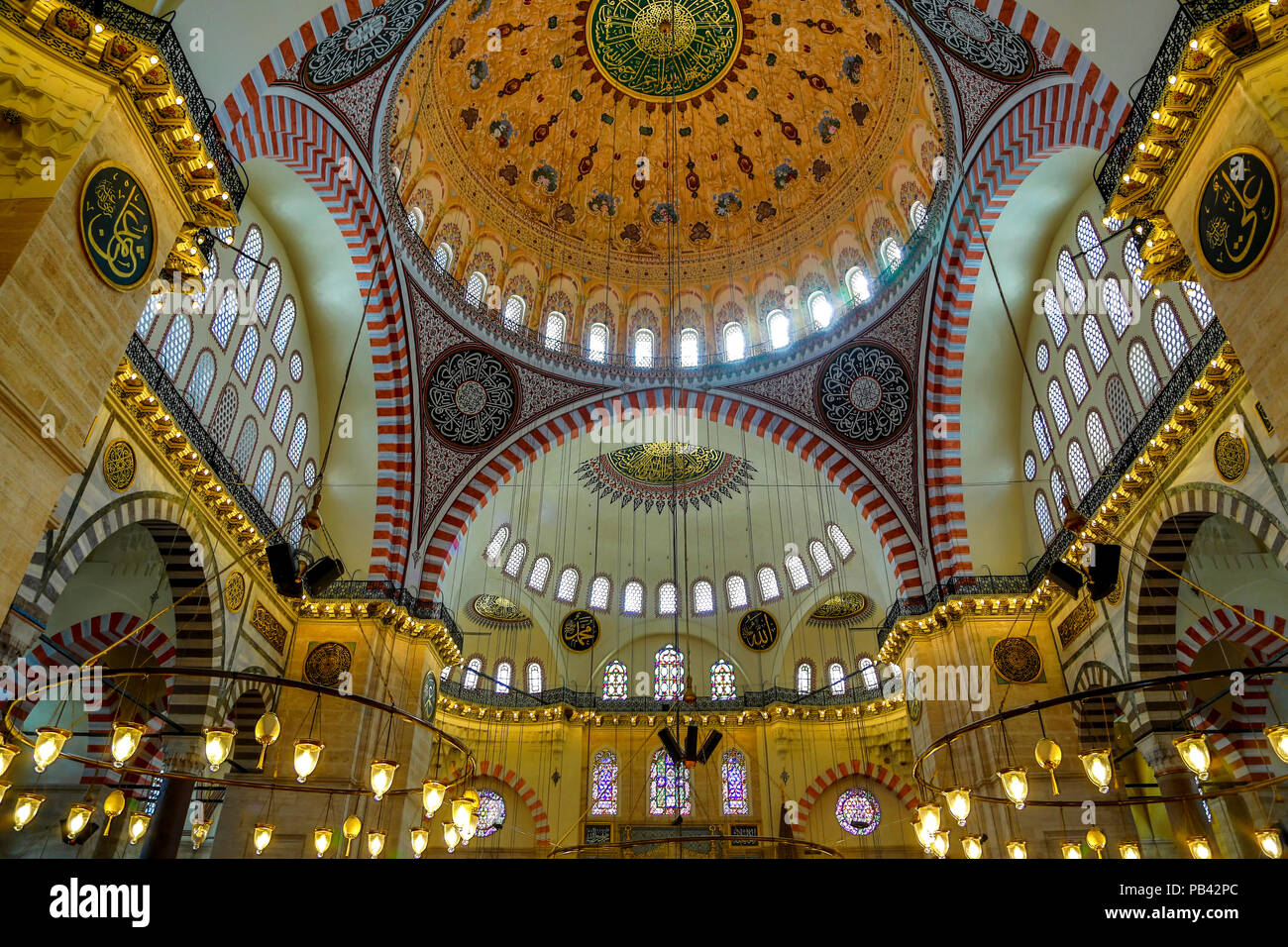 Plafond de salle de prière, Mosquée de Suleymaniye, Istanbul, Turquie Banque D'Images