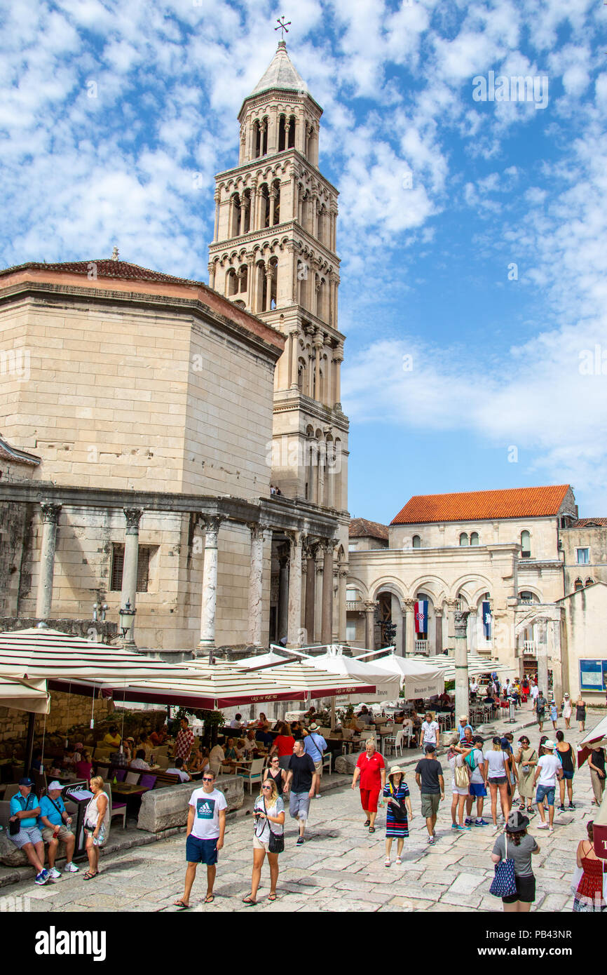 Cathédrale de saint Domnius et clocher, ancien Split, le centre historique de Split, Croatie Banque D'Images