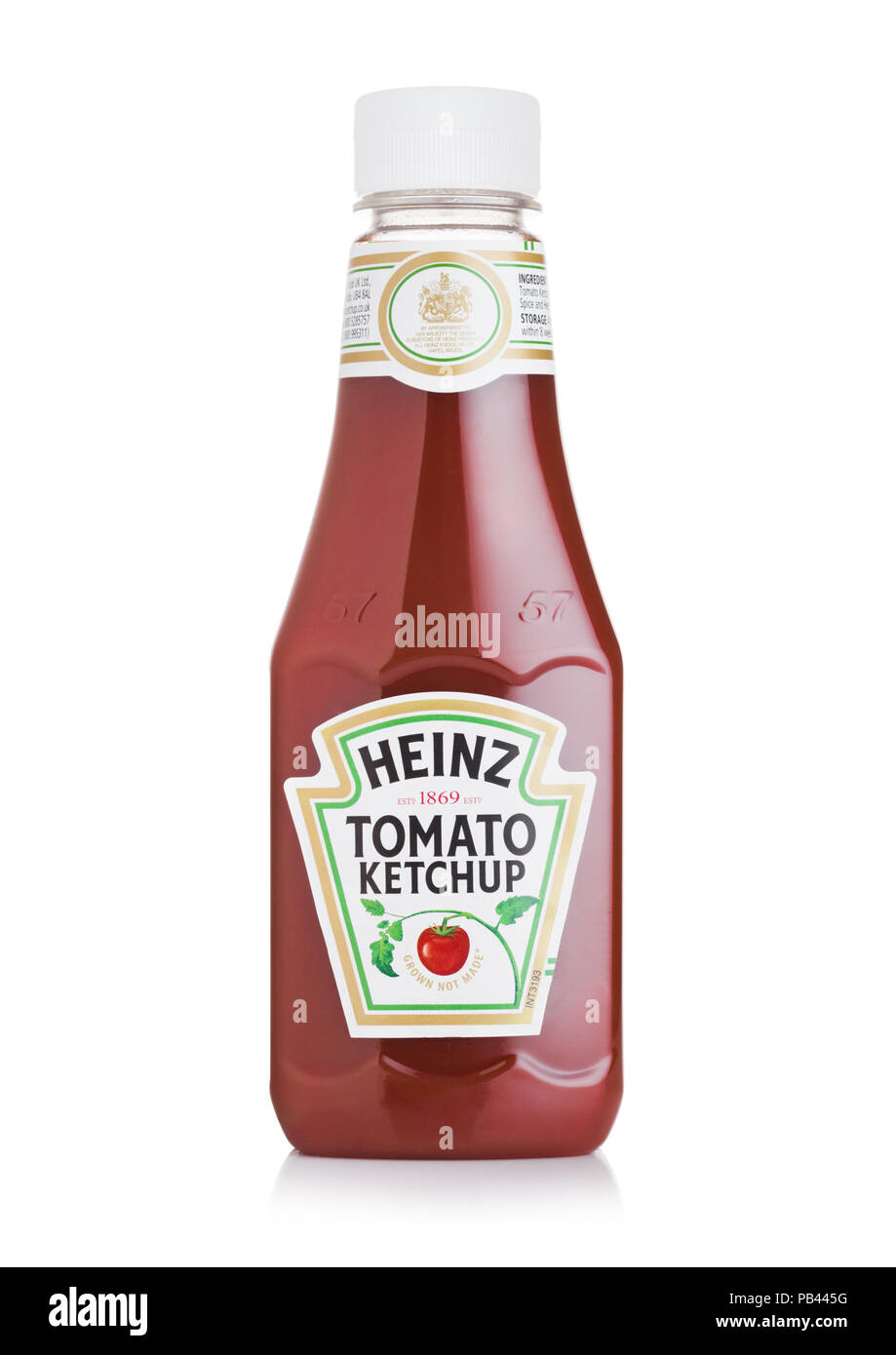 Londres, Royaume-Uni - 28 juillet 2018 : une bouteille de ketchup Heinz sur fond blanc. Banque D'Images
