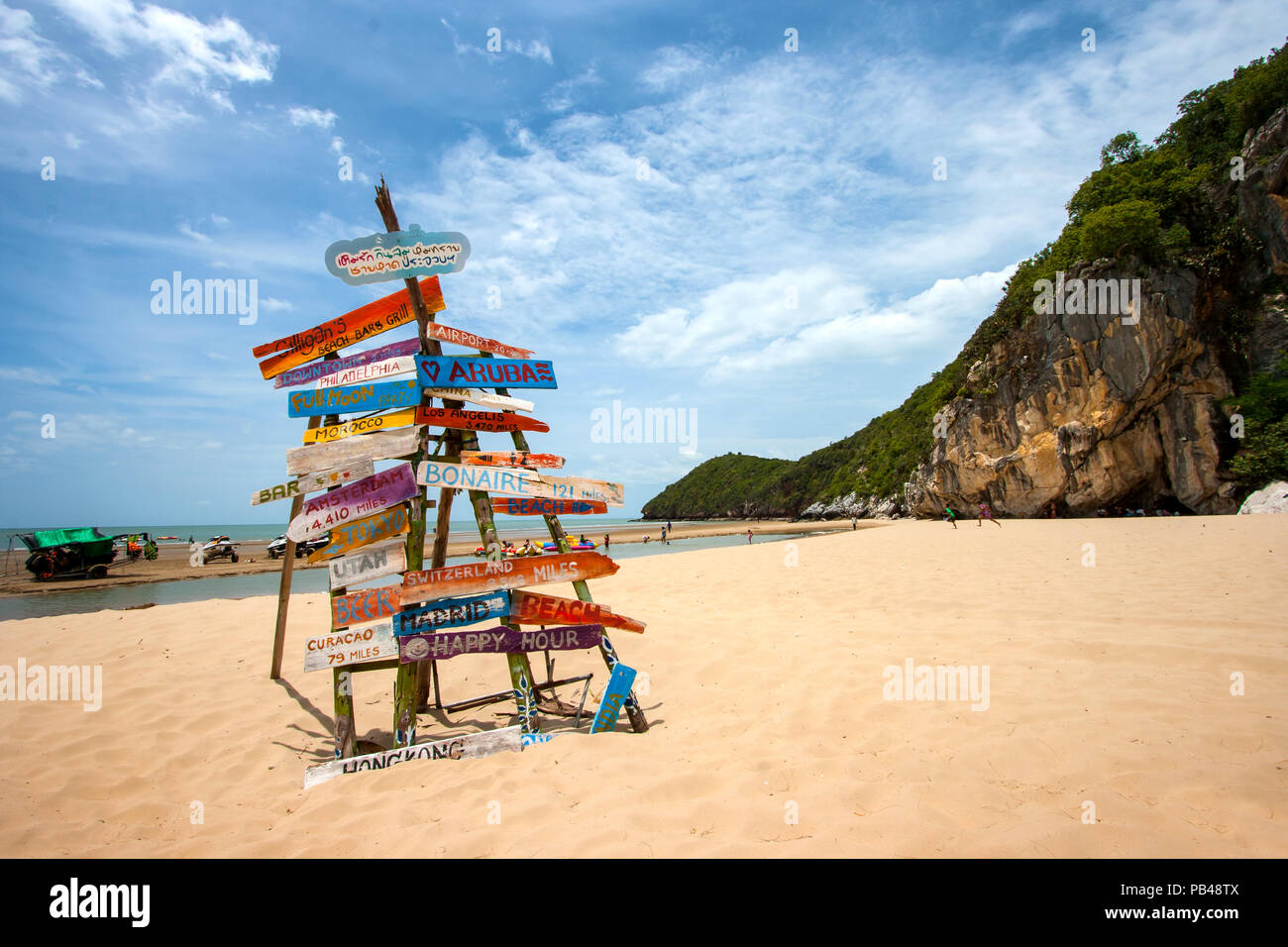 Mer à la province de Prachuap Khiri Khan en Thaïlande. Banque D'Images