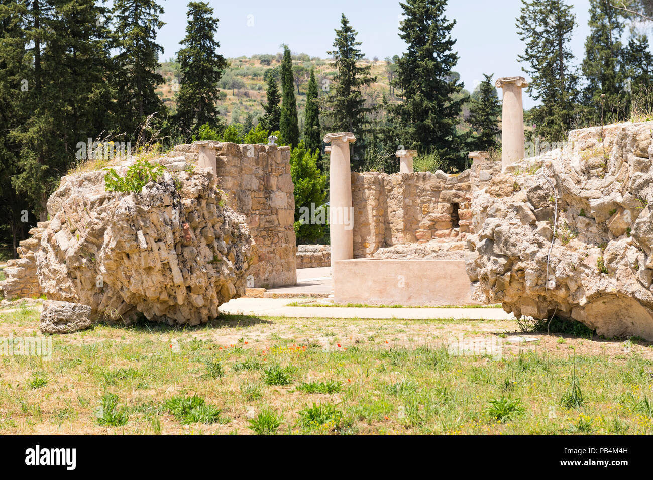 Italie Sicile Piazza Amerina Villa Romana del Casale luxe ancienne villa romaine UNESCO World Heritage Site 3ème/4ème siècle cour d'entrée piliers Banque D'Images