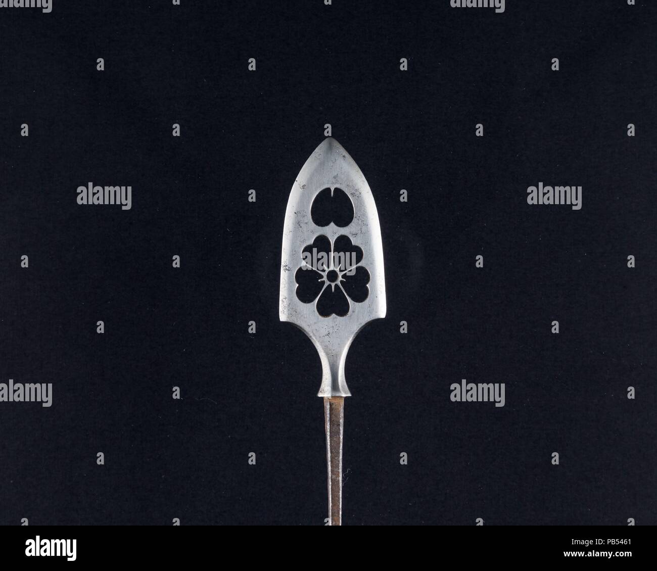 Arrowhead (El). Culture : le japonais. Dimensions : L. 6 1/2 po. (16,5 cm) ; L. de head 2 5/8 in. (6,7 cm) ; W. 1 1/8 in. (2,9 cm) ; WT. 0,7 oz. (19.8 g). Date : le 18e siècle. Musée : Metropolitan Museum of Art, New York, USA. Banque D'Images