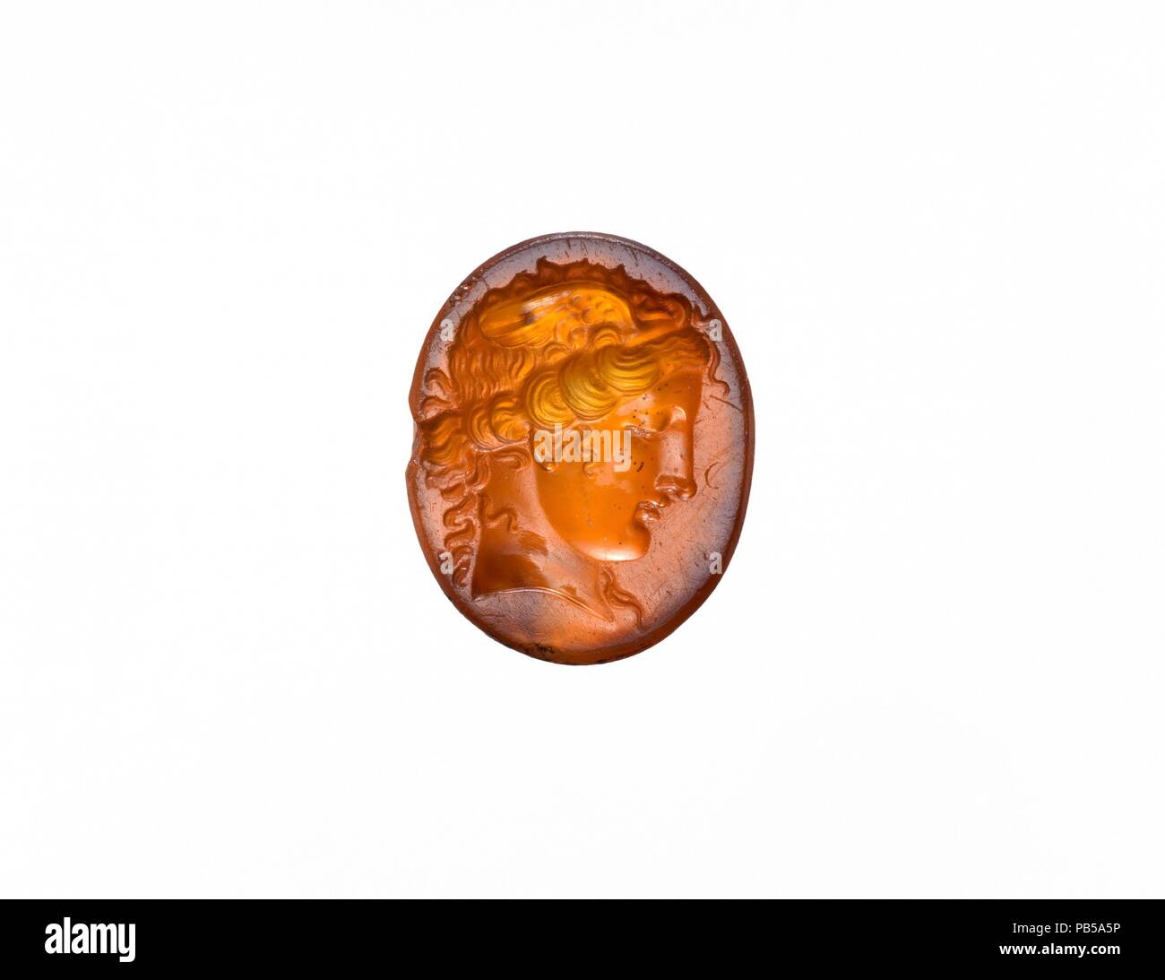 Intaille en cornaline. Culture : le grec. Dimensions : H. : 7/8 in. (2,2 cm). Date : 3e-1e siècle av. J.-C.. Tête de Méduse. Musée : Metropolitan Museum of Art, New York, USA. Banque D'Images