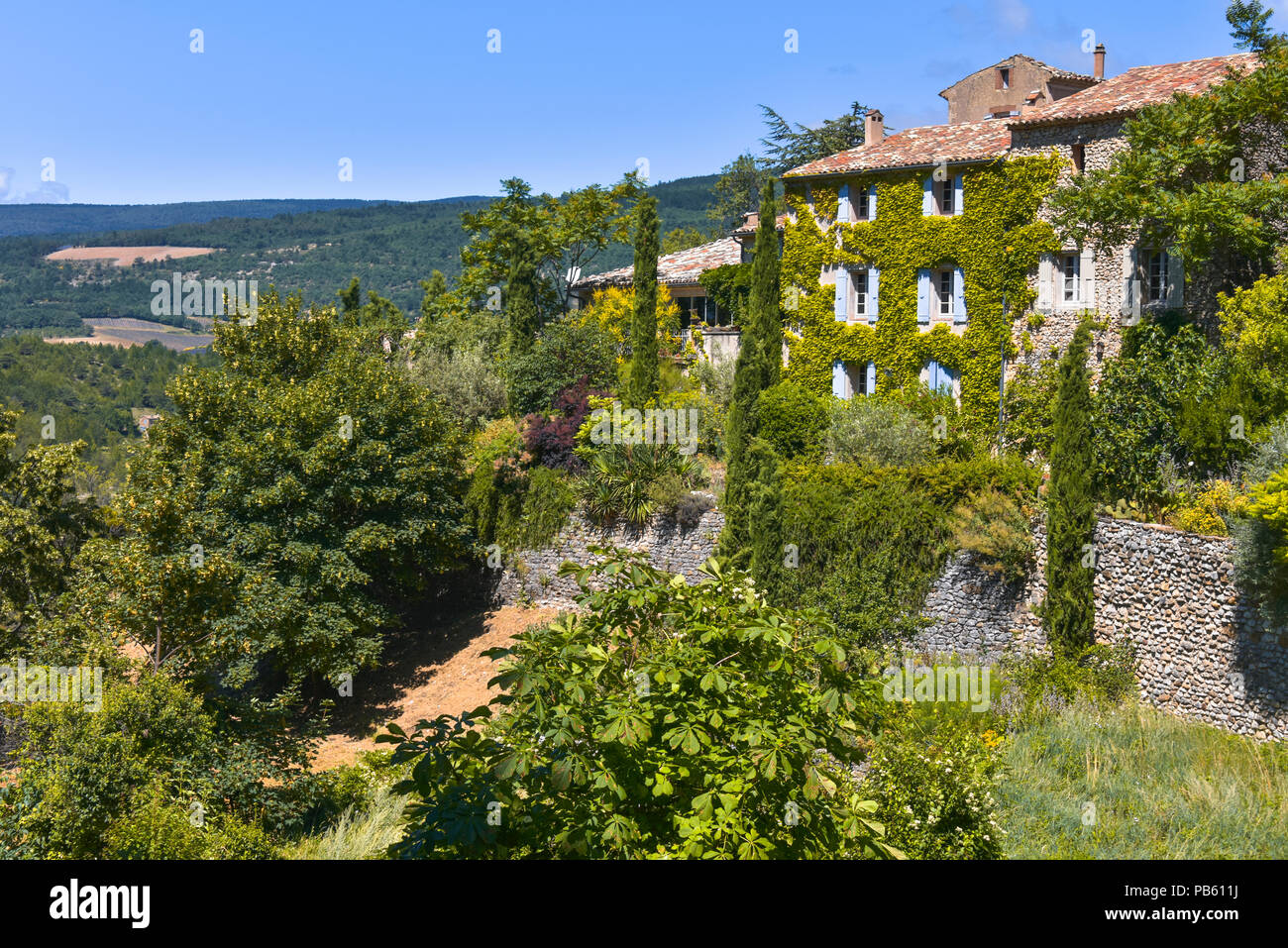 Vue extérieure village d'Aurel, Provence, France, département Vaucluse, région Provence-Alpes-Côte d'Azur Banque D'Images