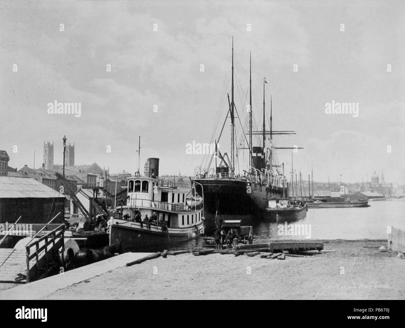1776 remorqueur et le port de Montréal 1870 Parisien SS Banque D'Images 1776 remorqueur et le port de Montréal 1870 Parisien SS Banque D'Images