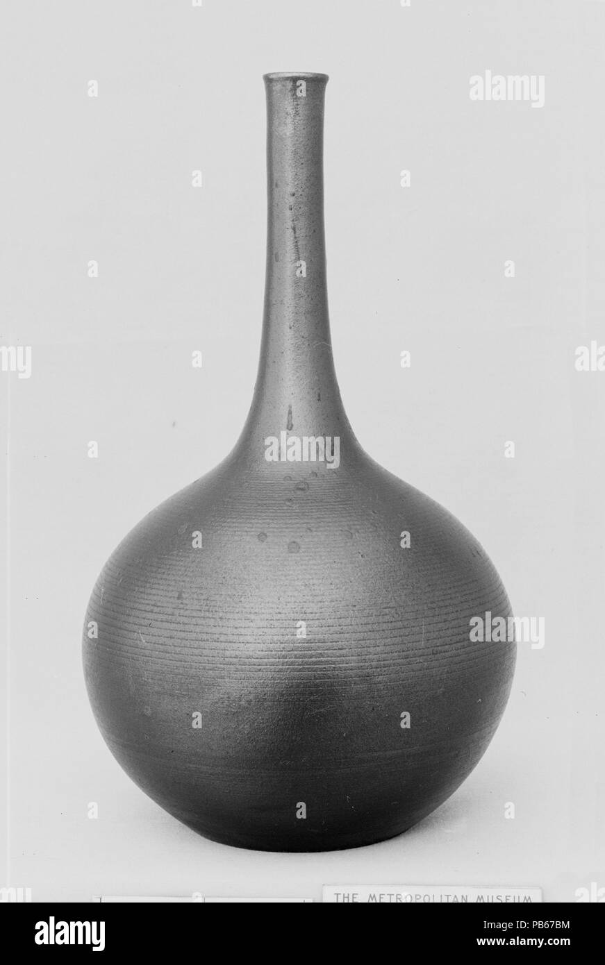 Bouteille de vin. Culture : le Japon. Dimensions : H. 7 7/8 in. (20 cm). Date : le 18e siècle. Musée : Metropolitan Museum of Art, New York, USA. Banque D'Images