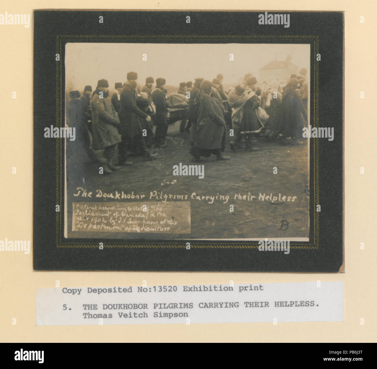 Les 1630 Pèlerins doukhobors portant leur impuissance. Photo B (HS85-10-13520) original Banque D'Images