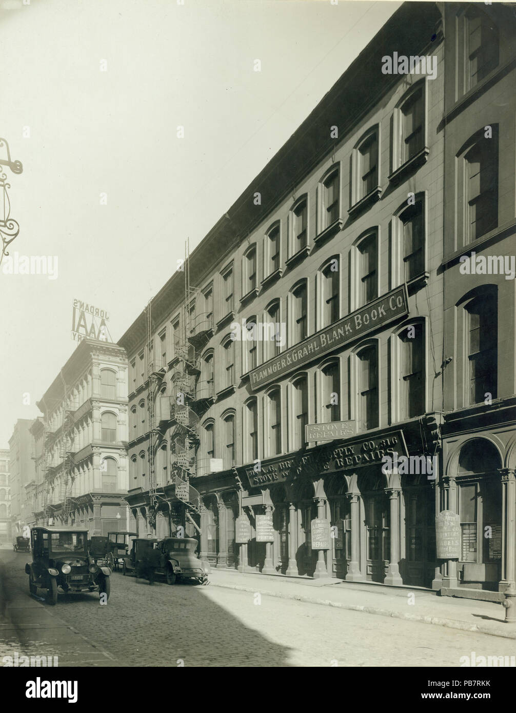 1718 3e Rue (Memorial Drive), au nord de la rue d'olive Banque D'Images