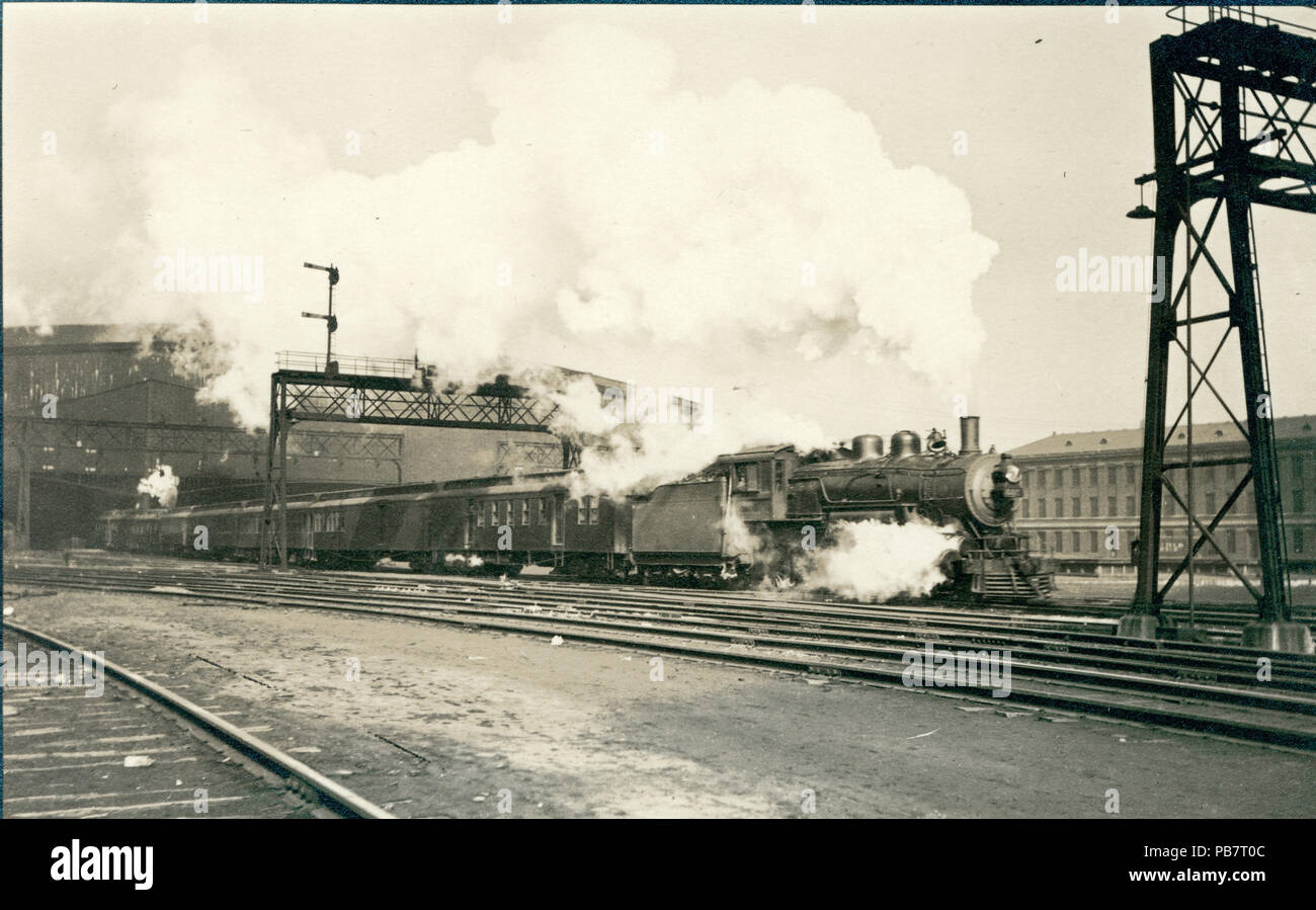 1243 Railroad train quittant la gare Union, Saint Louis Banque D'Images