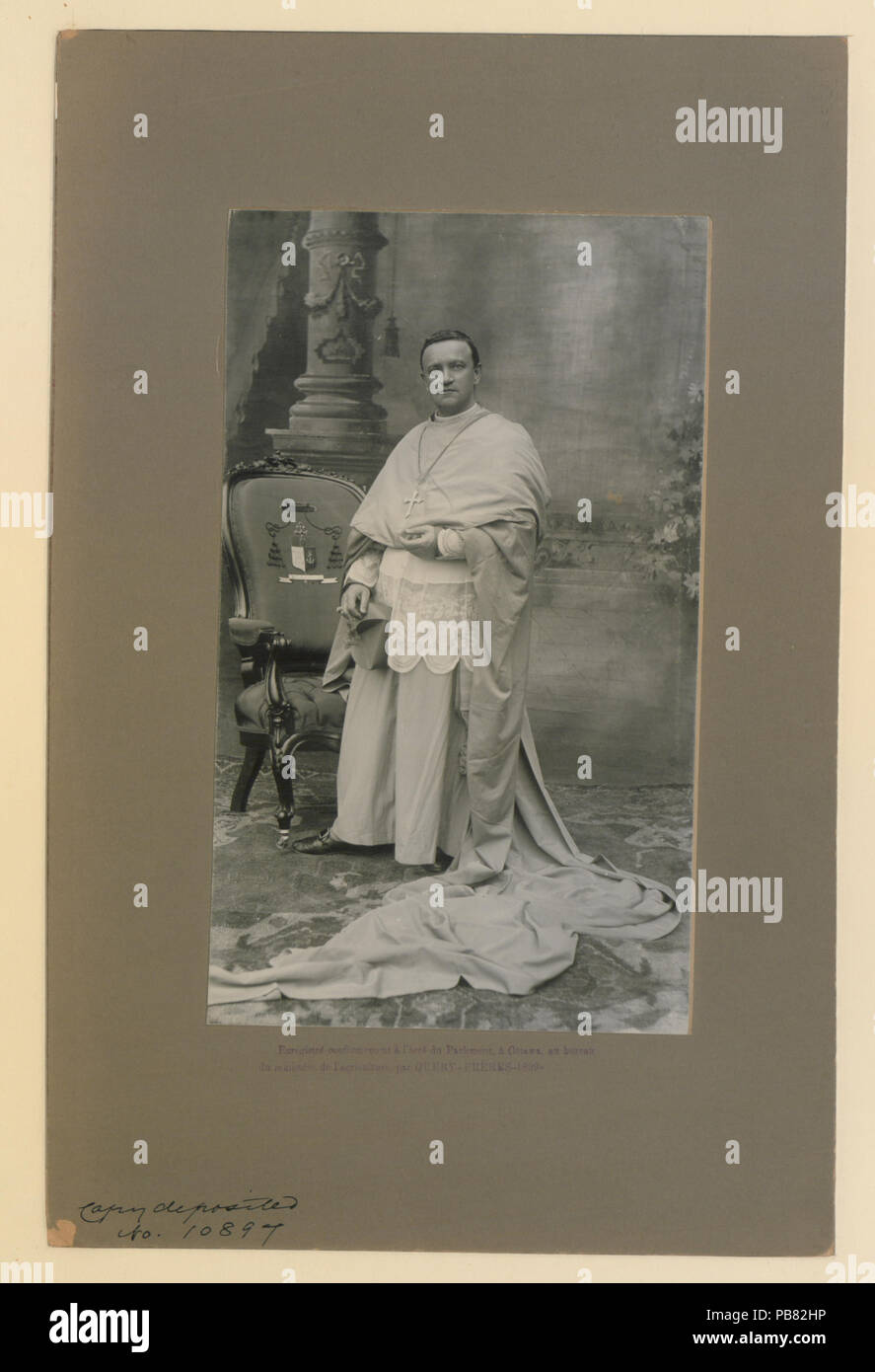 760 S. E. Mgr Falconio HS85-10-10897 (Permanent) original Banque D'Images