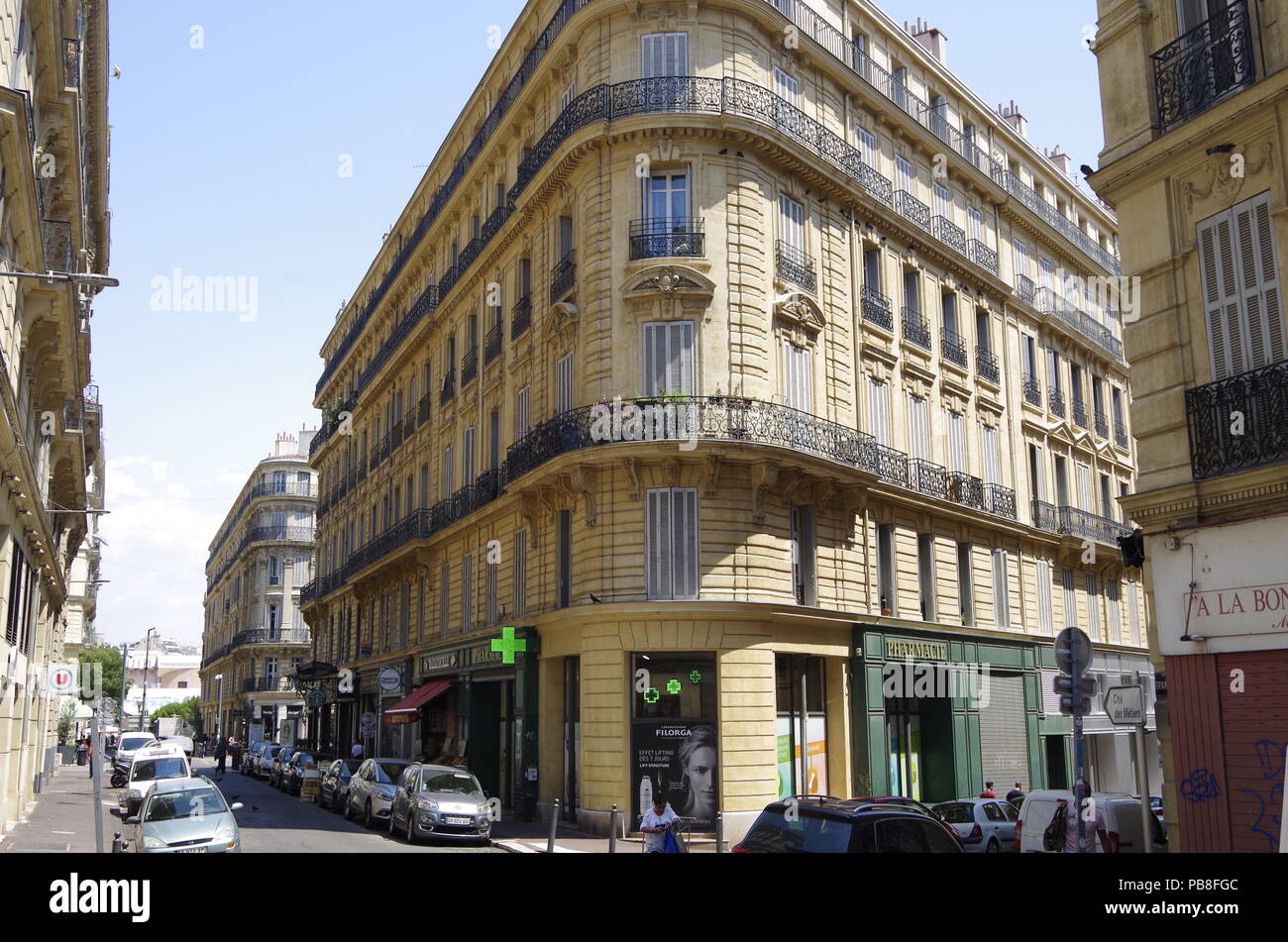 Marseille France, Grand Rue, l'une des plus belles rues à son intersection  avec la Rue de Chevalier Roze Photo Stock - Alamy