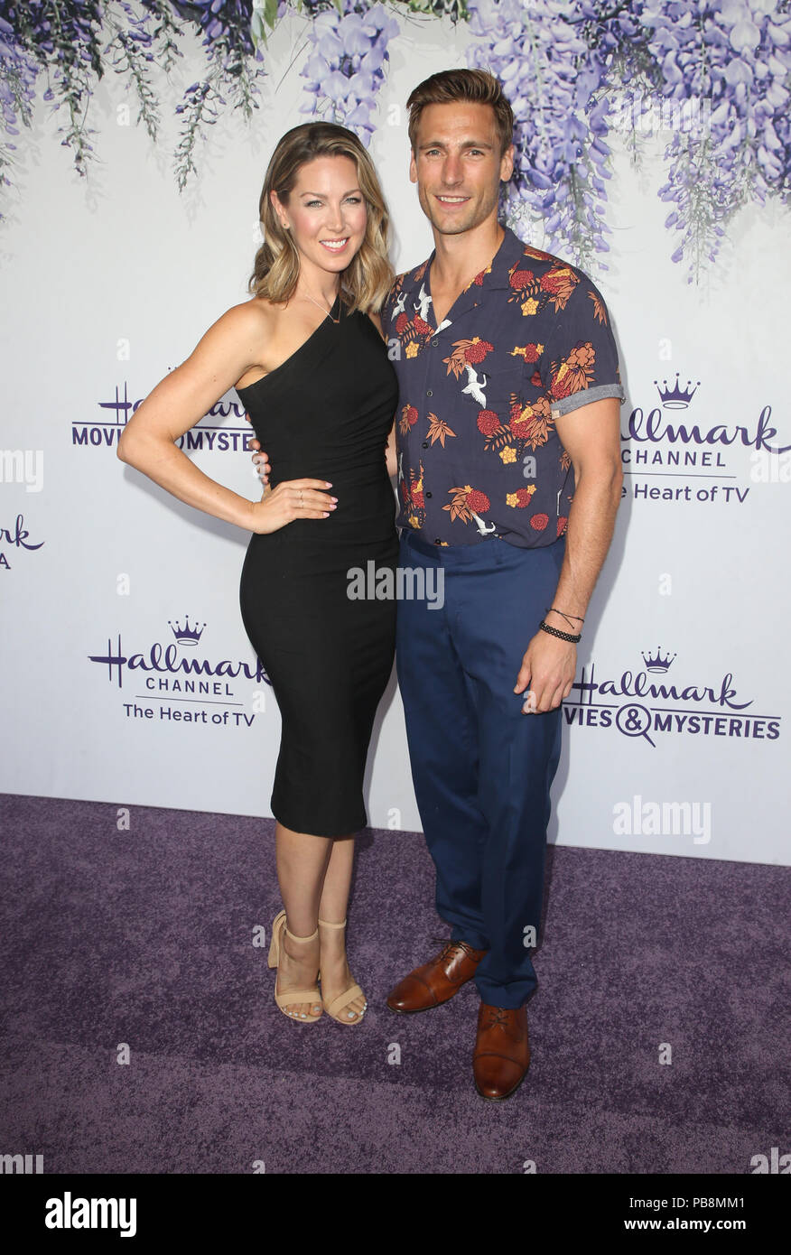 Los Angeles, Ca. 26 juillet, 2018. Andrew Walker, Cassandra Troy, à l'été 2018 Hallmark Channel TCA Press Tour à Beverly Hills, Californie le 26 juillet 2018. Credit : Faye Sadou/MediaPunch MediaPunch Crédit : Inc/Alamy Live News Banque D'Images