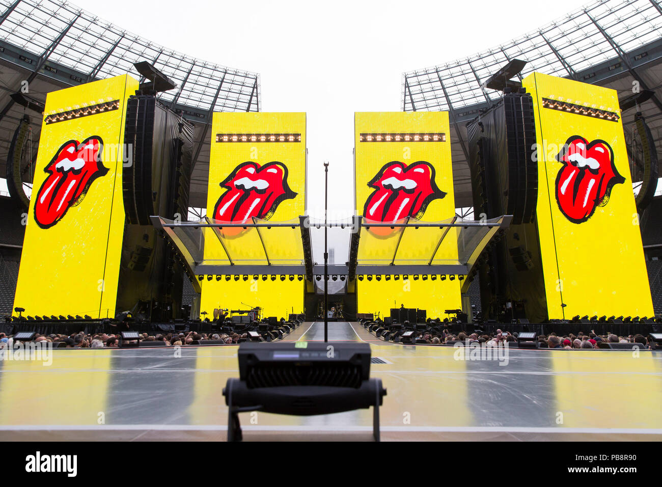 Berlin, Deutschland. 22 Juin, 2018. 19/The Rolling Stones live sur "Pas de filtre" dans le Stade Olympique de Berlin le 22.06.2018. Rock, blues, blues rock, rock band, stade, Tour, tour, murs LED, mur de LED, de la langue, de la musique | Conditions de crédit dans le monde entier : dpa/Alamy Live News Banque D'Images