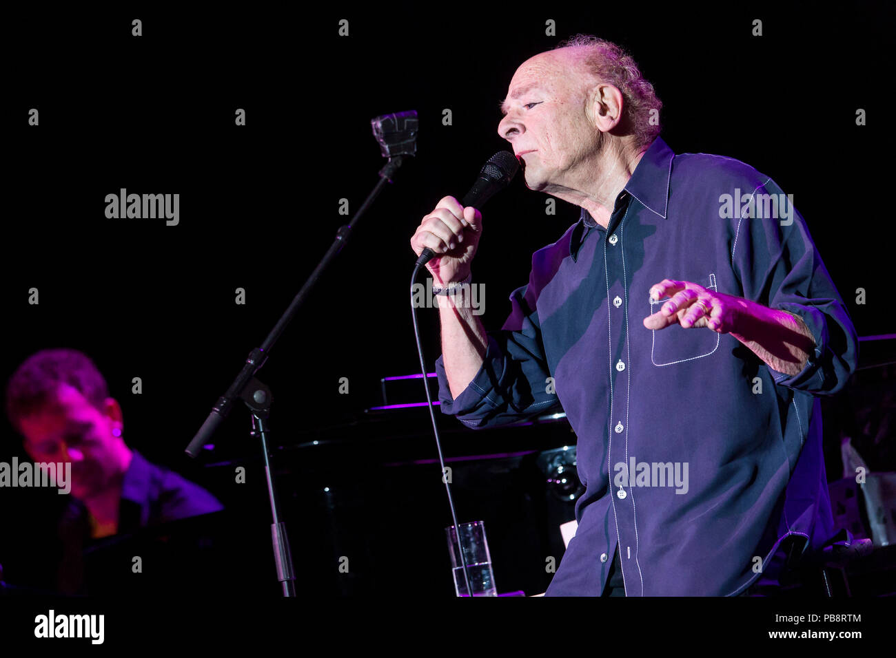 Berlin, Deutschland. Le 08 juin, 2018. 19/Art Garfunkel, acteur et chanteur Arthur Ira Garfunkel 'Art' vivent dans l'Admiralpalast Berlin sur 08.06.18. Folk, Rock, Pop, Simon and Garfunkel | utilisée dans le monde entier : dpa Crédit/Alamy Live News Banque D'Images